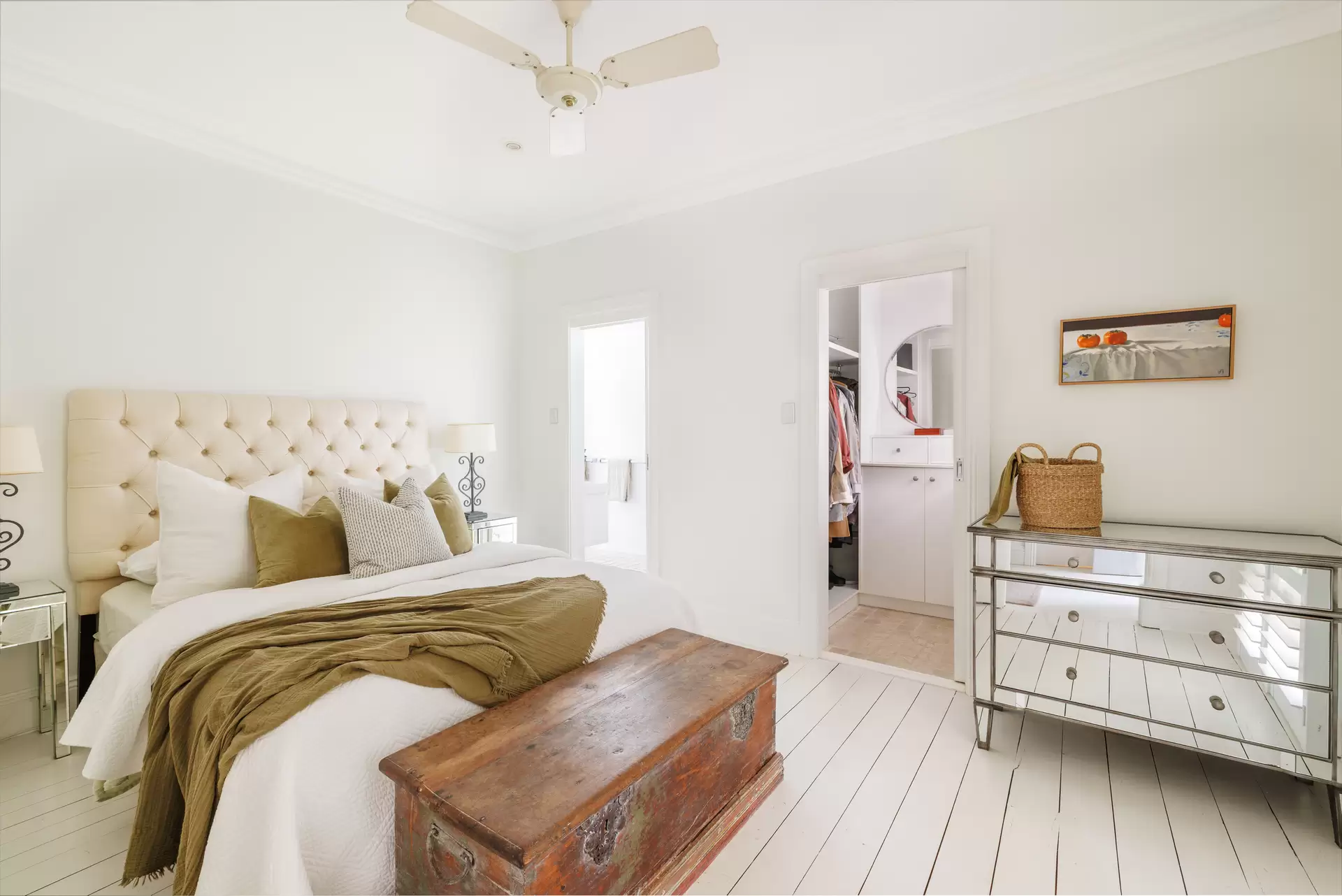 110 Sutherland Street, Paddington Sold by Sydney Sotheby's International Realty - image 1