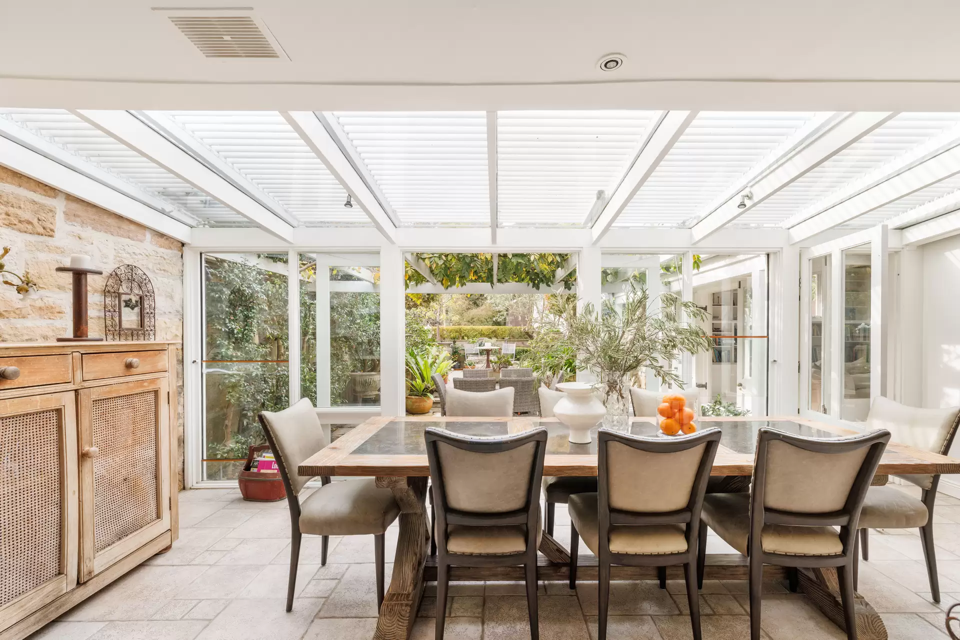 110 Sutherland Street, Paddington Sold by Sydney Sotheby's International Realty - image 1