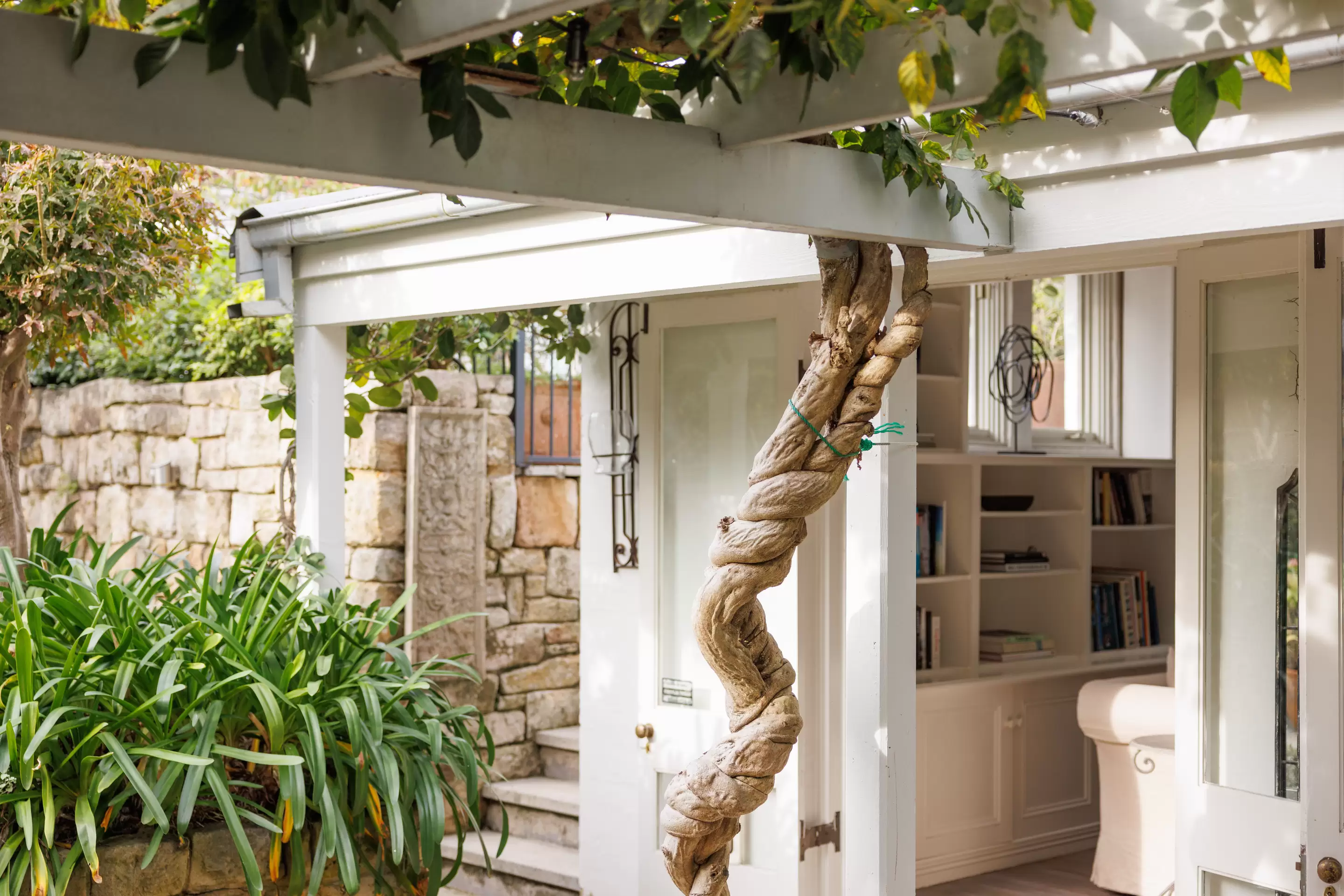 110 Sutherland Street, Paddington Sold by Sydney Sotheby's International Realty - image 7
