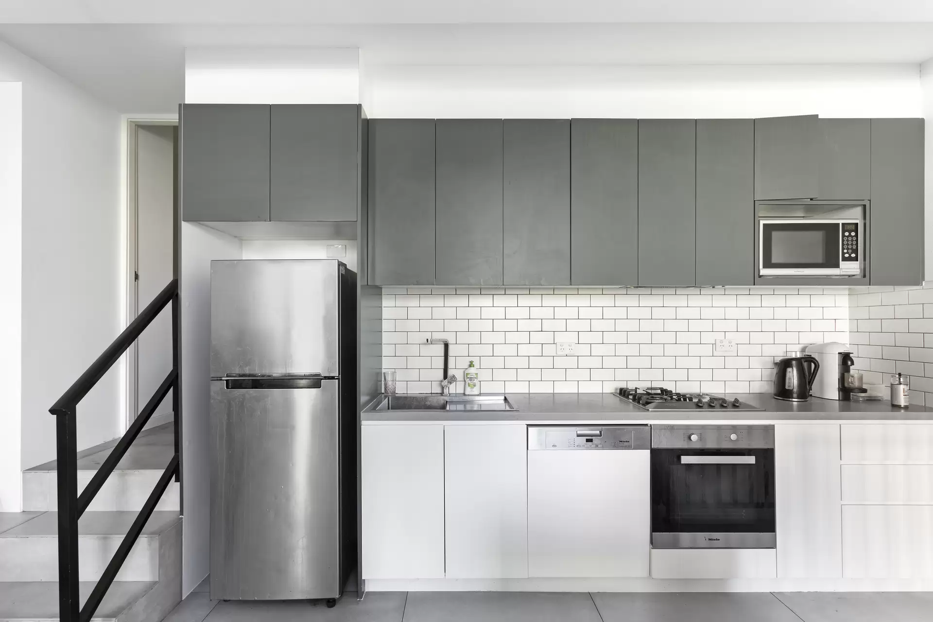 302/481-483 Elizabeth Street, Surry Hills Sold by Sydney Sotheby's International Realty - image 1