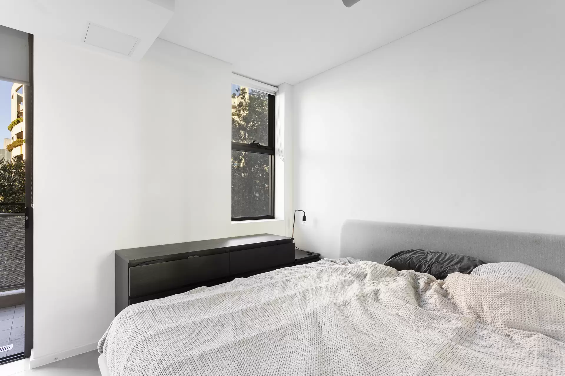 302/481-483 Elizabeth Street, Surry Hills Sold by Sydney Sotheby's International Realty - image 1