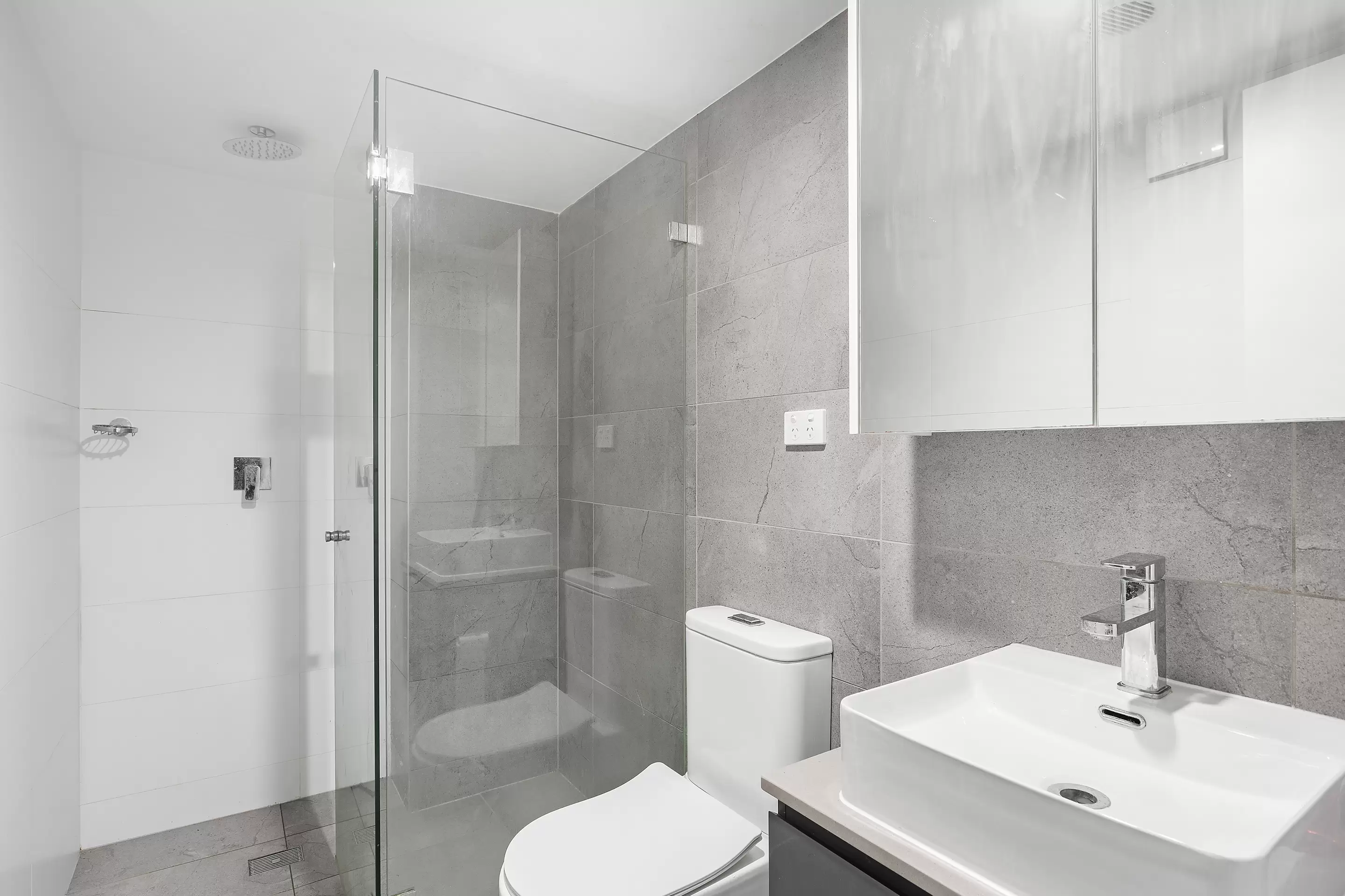 302/481-483 Elizabeth Street, Surry Hills Sold by Sydney Sotheby's International Realty - image 5