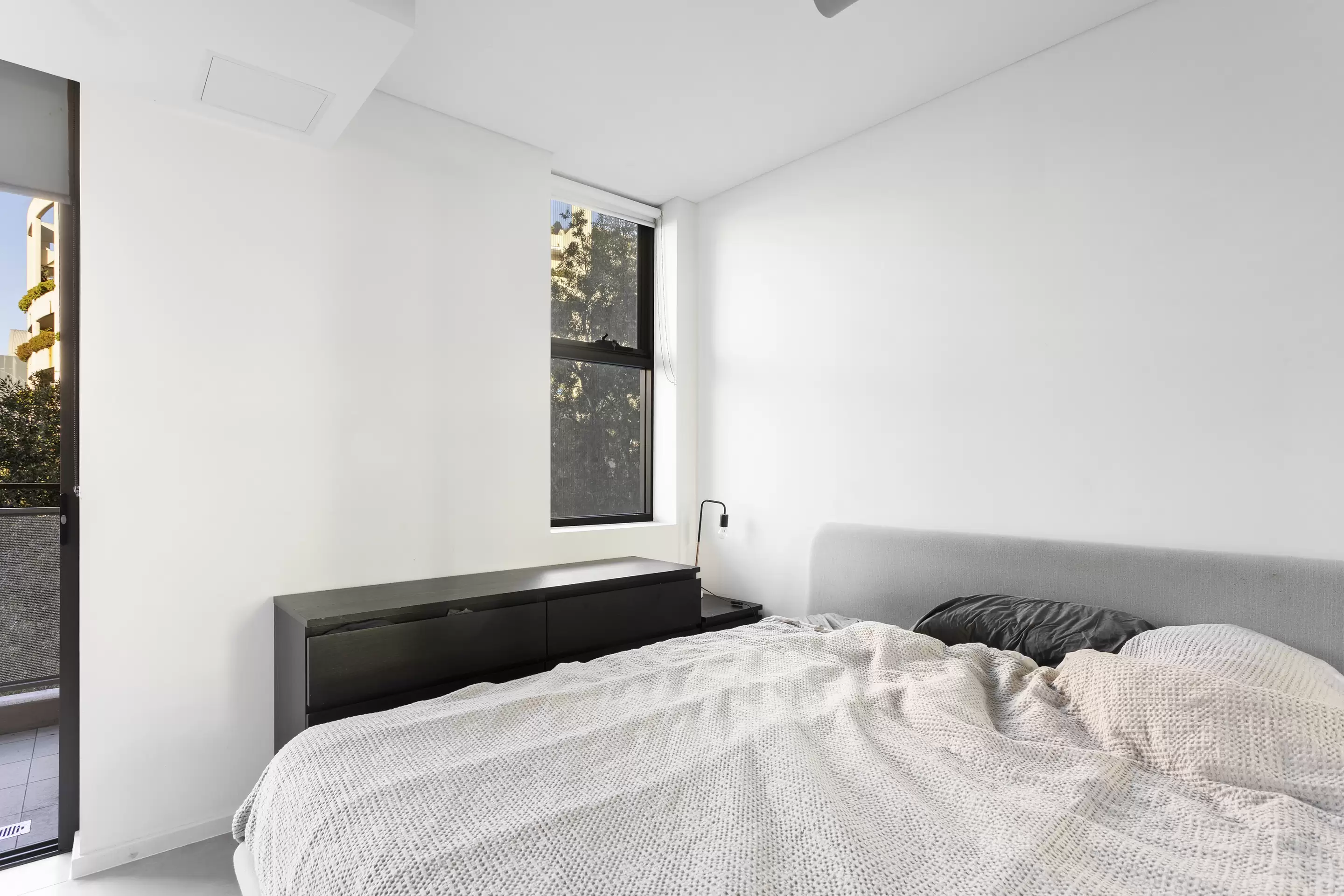 302/481-483 Elizabeth Street, Surry Hills Sold by Sydney Sotheby's International Realty - image 6