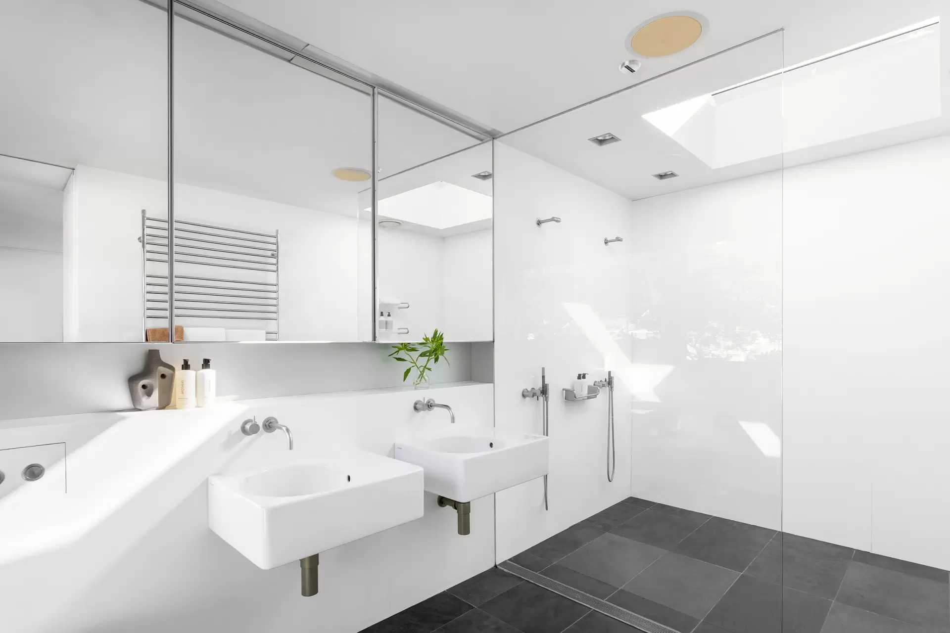 9 Roylston Street, Paddington Sold by Sydney Sotheby's International Realty - image 1