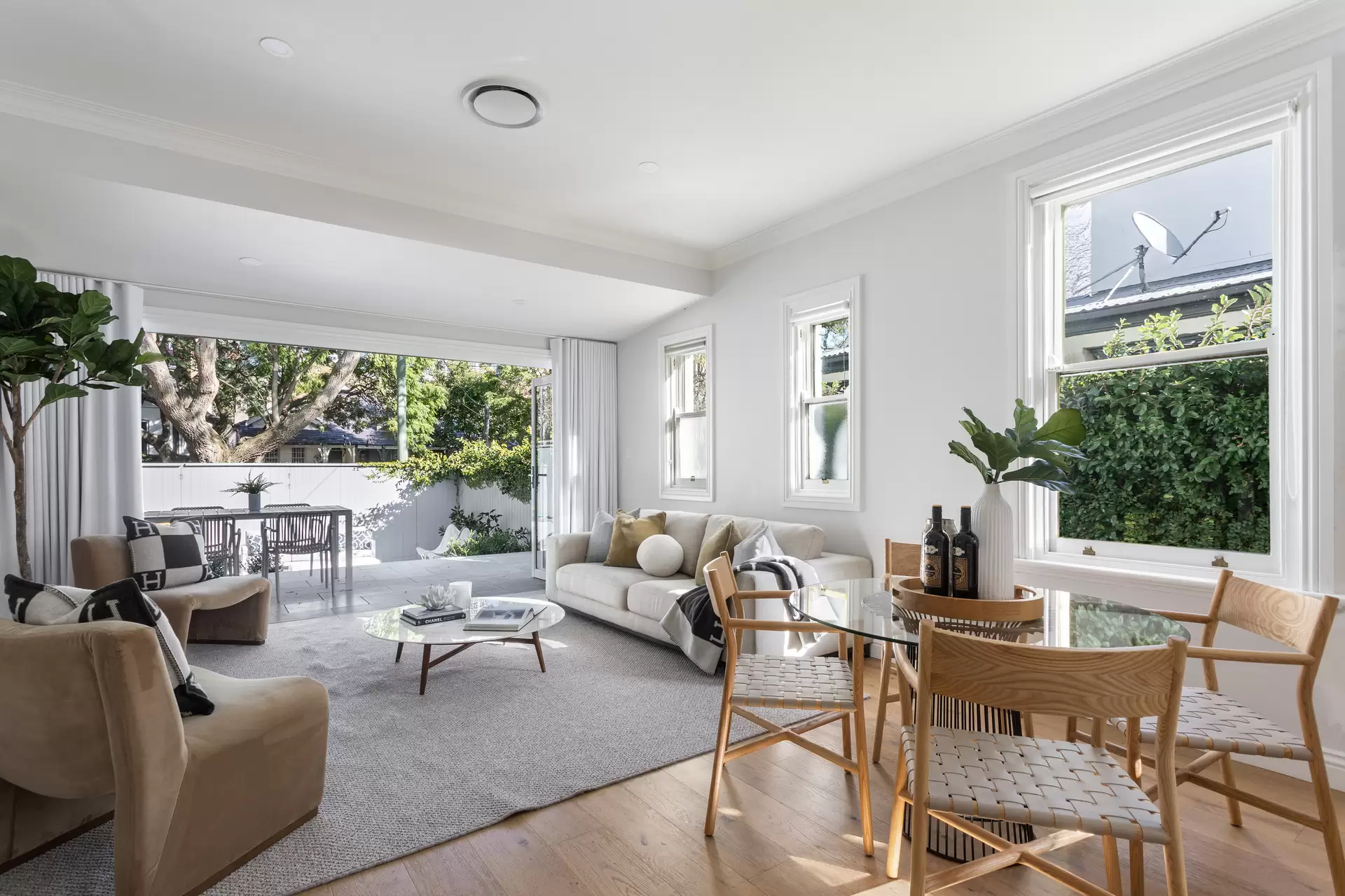 15 View Street, Woollahra Sold by Sydney Sotheby's International Realty - image 1