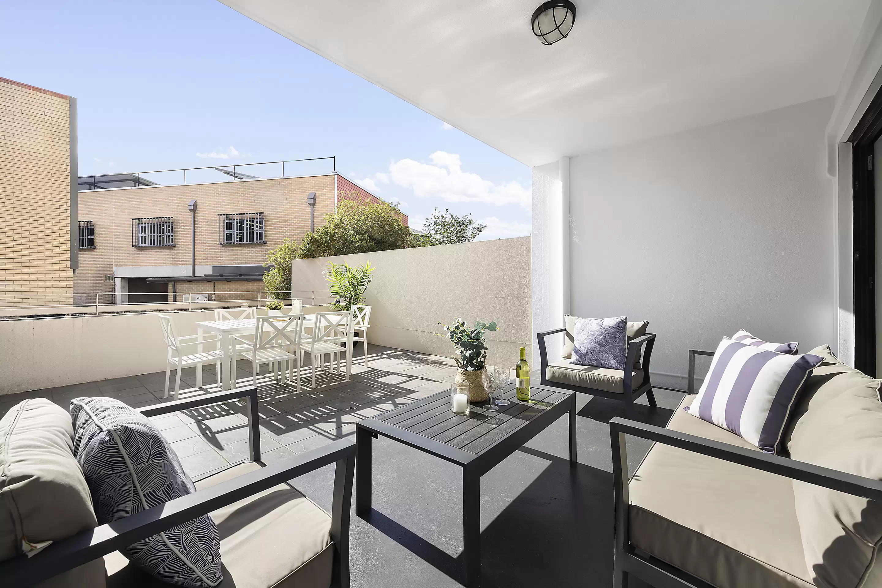 11/57-63 Belmore Road, Randwick Sold by Sydney Sotheby's International Realty - image 1