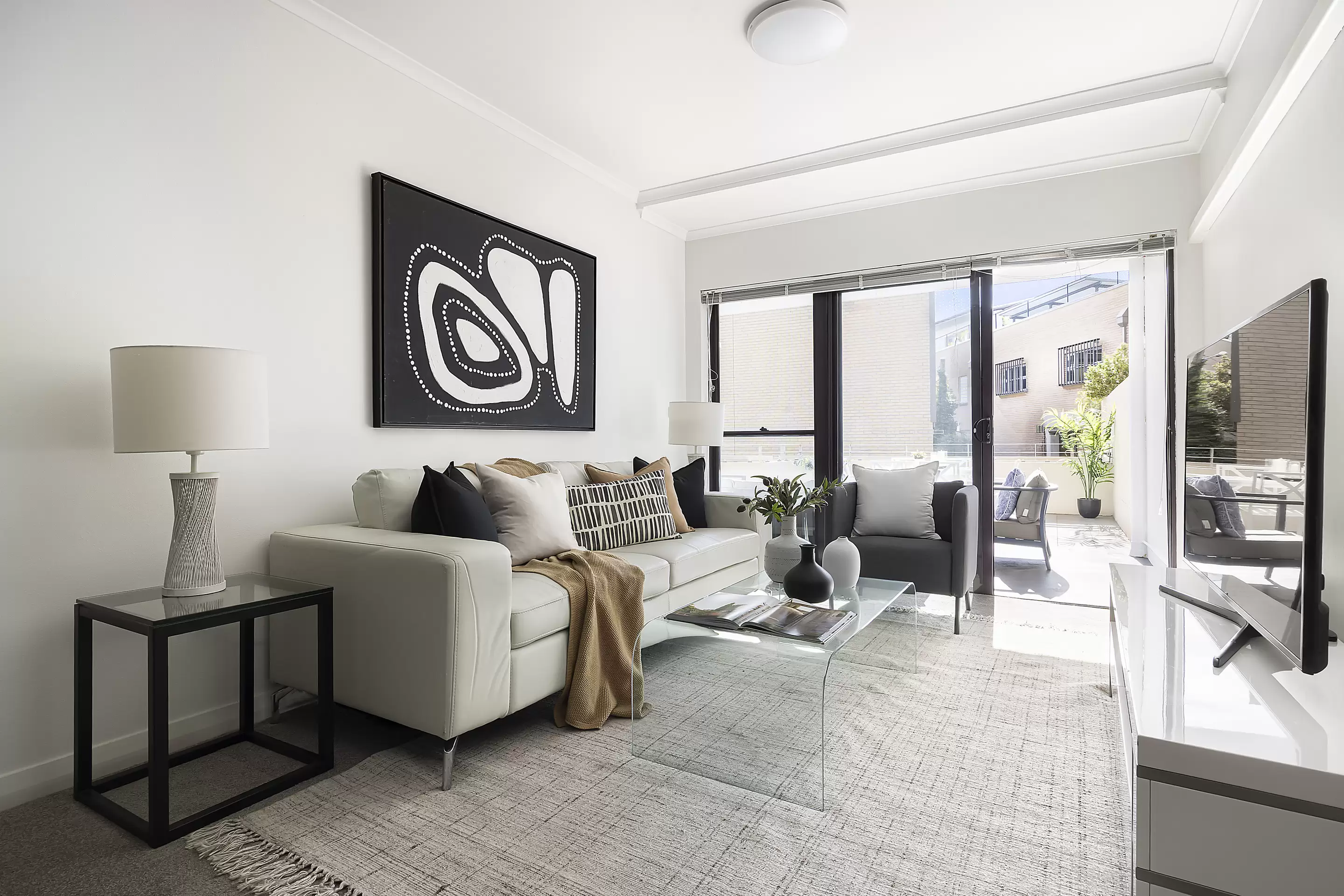 11/57-63 Belmore Road, Randwick Sold by Sydney Sotheby's International Realty - image 3