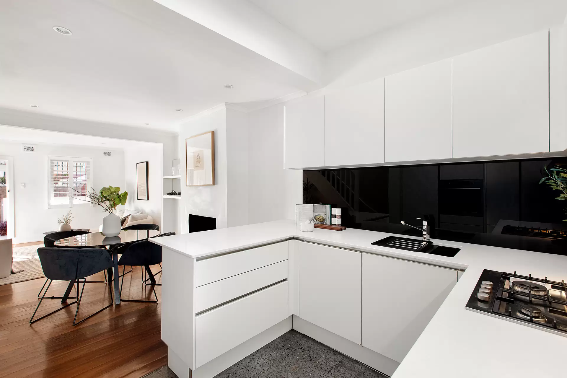 15 Comber Street, Paddington Sold by Sydney Sotheby's International Realty - image 1