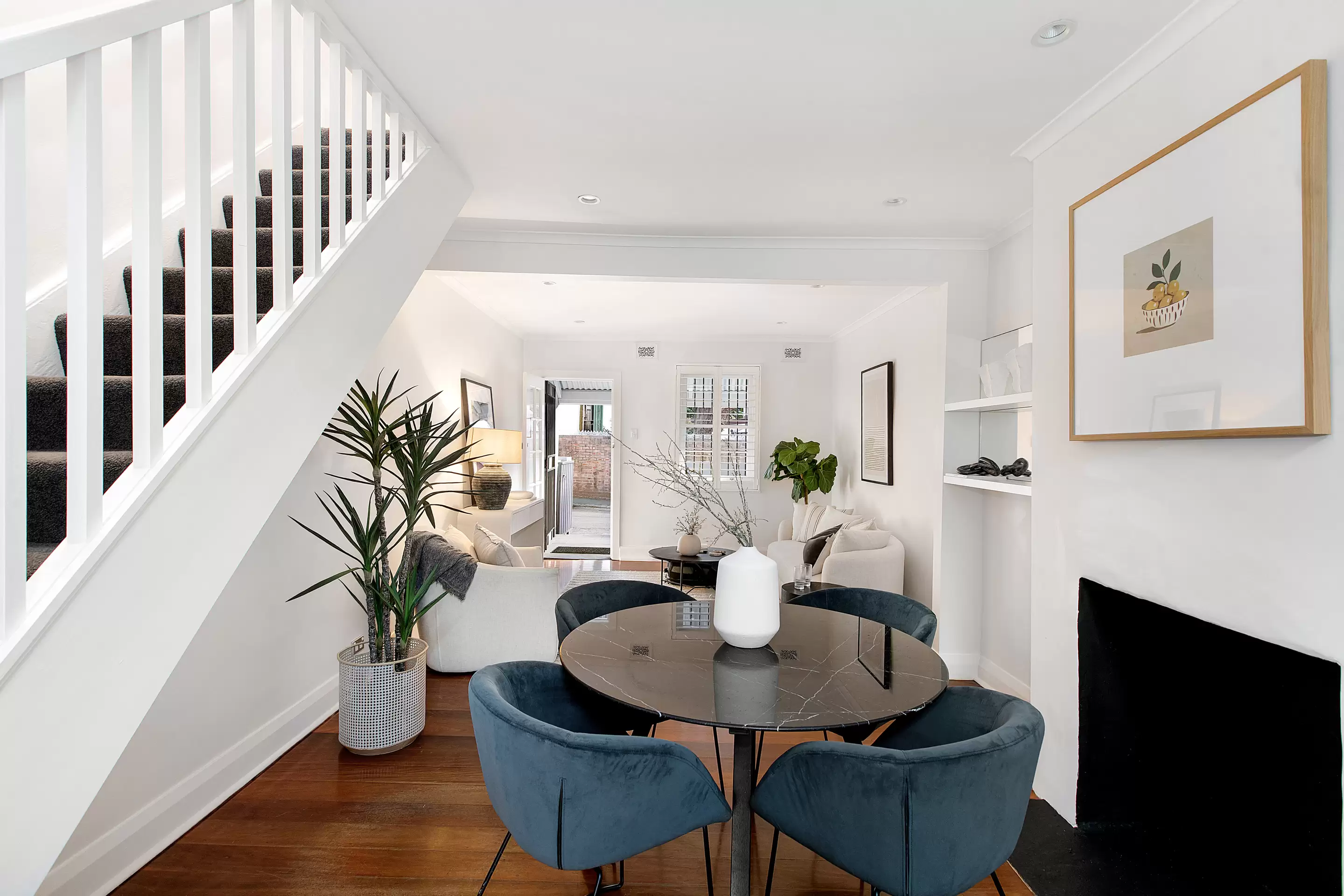 15 Comber Street, Paddington Sold by Sydney Sotheby's International Realty - image 2