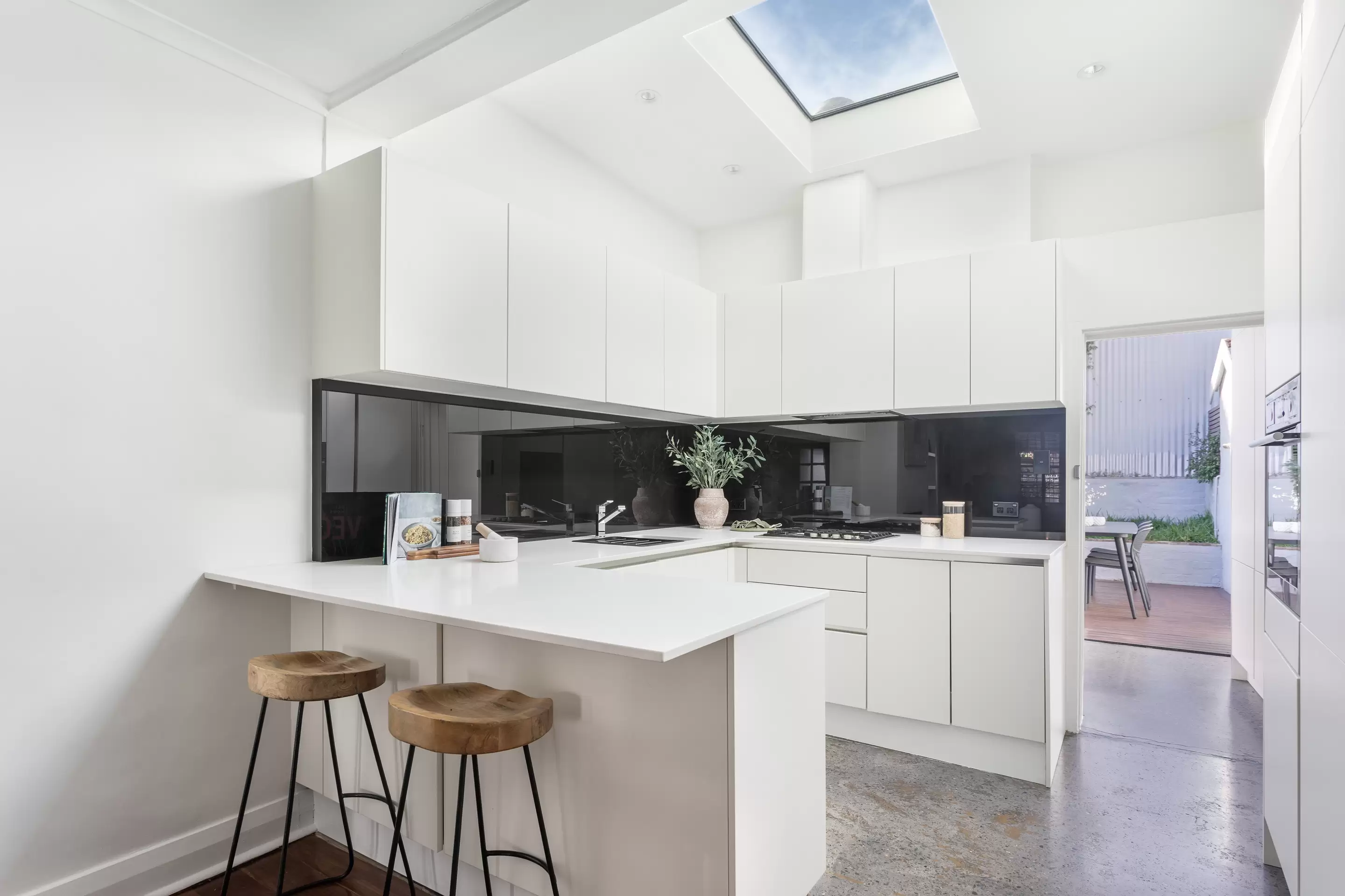 15 Comber Street, Paddington Sold by Sydney Sotheby's International Realty - image 5