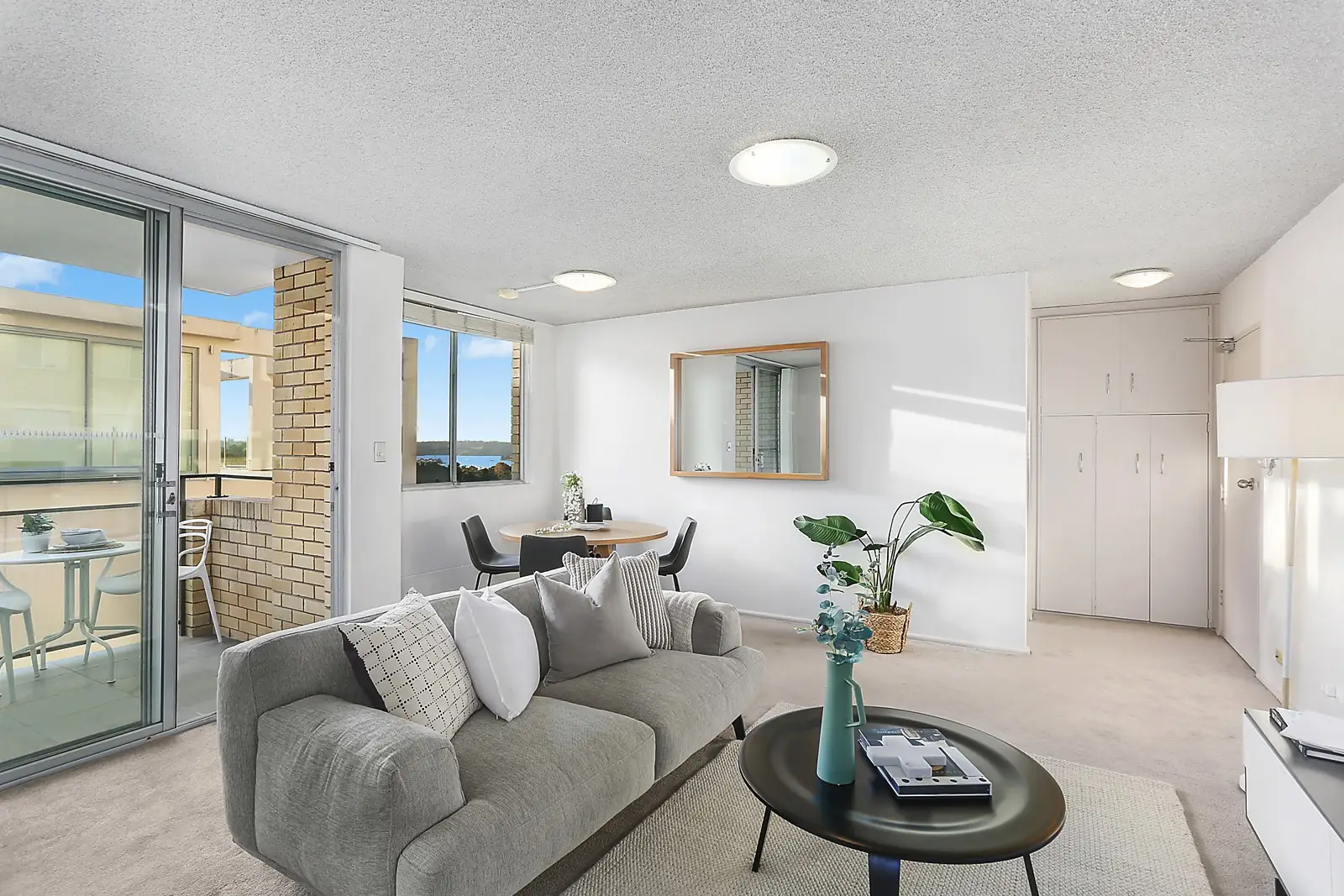 7/56 Birriga Road, Bellevue Hill Sold by Sydney Sotheby's International Realty - image 2