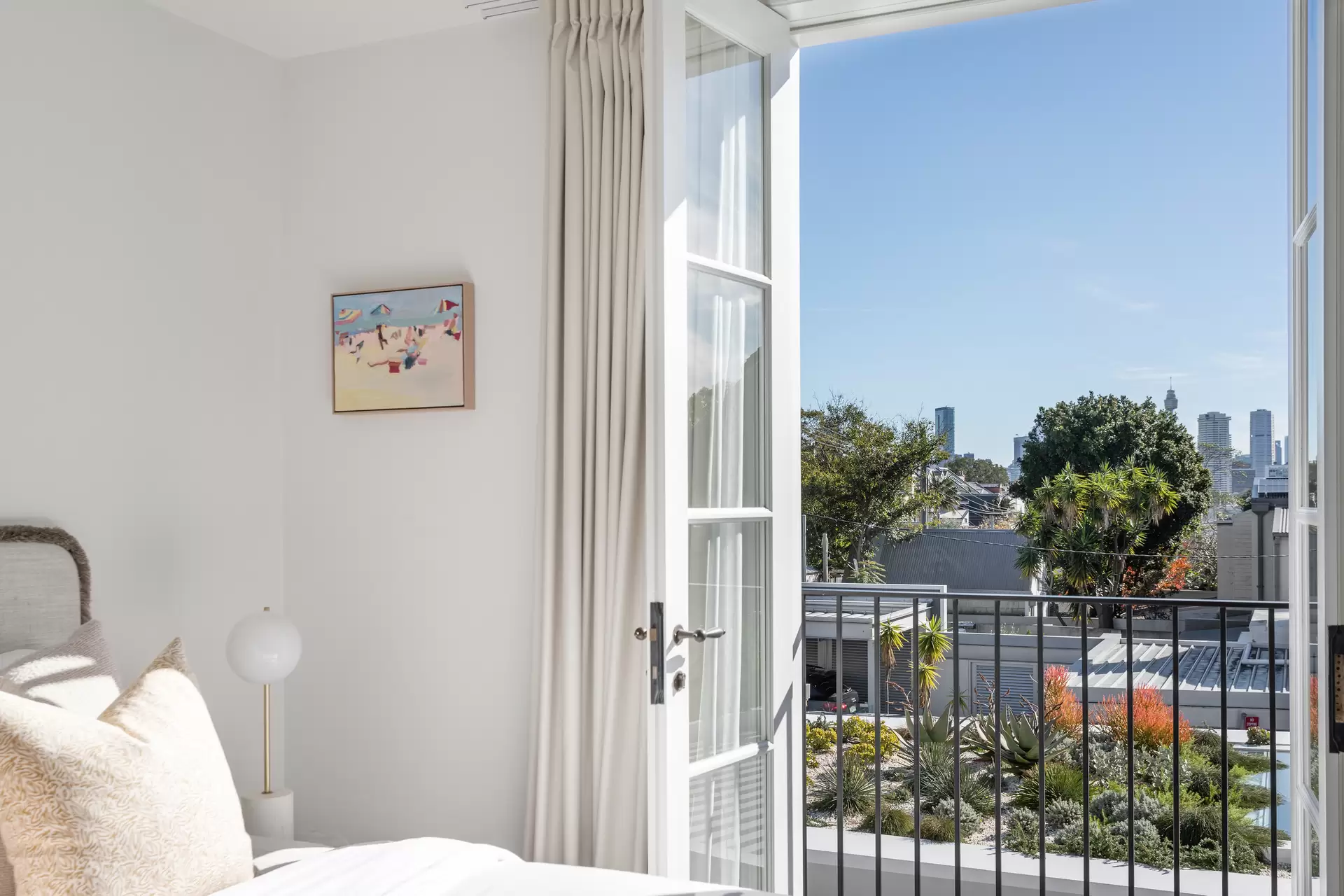 172 Jersey Road, Paddington Sold by Sydney Sotheby's International Realty - image 1