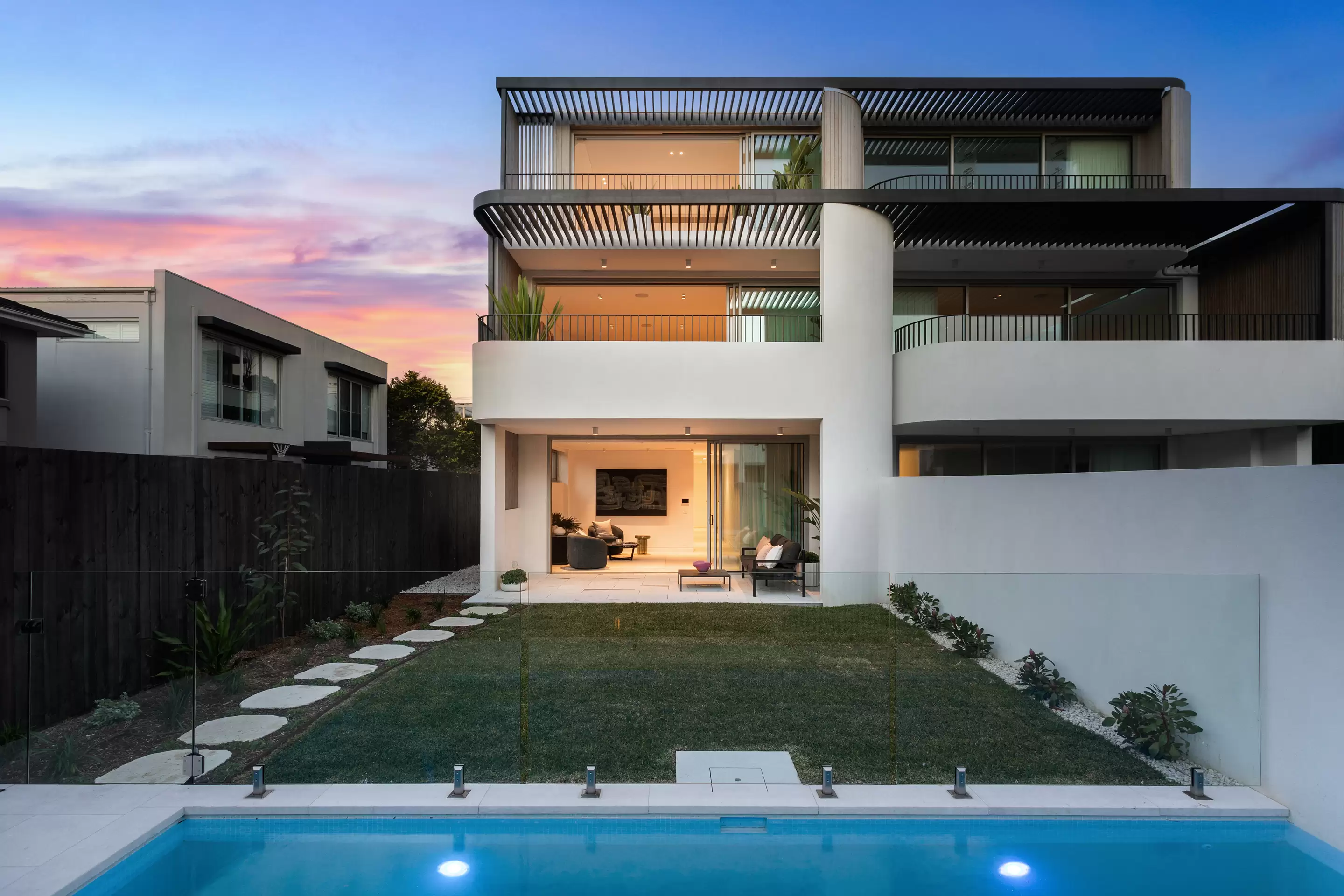 19A Napier Street, Dover Heights Sold by Sydney Sotheby's International Realty - image 1