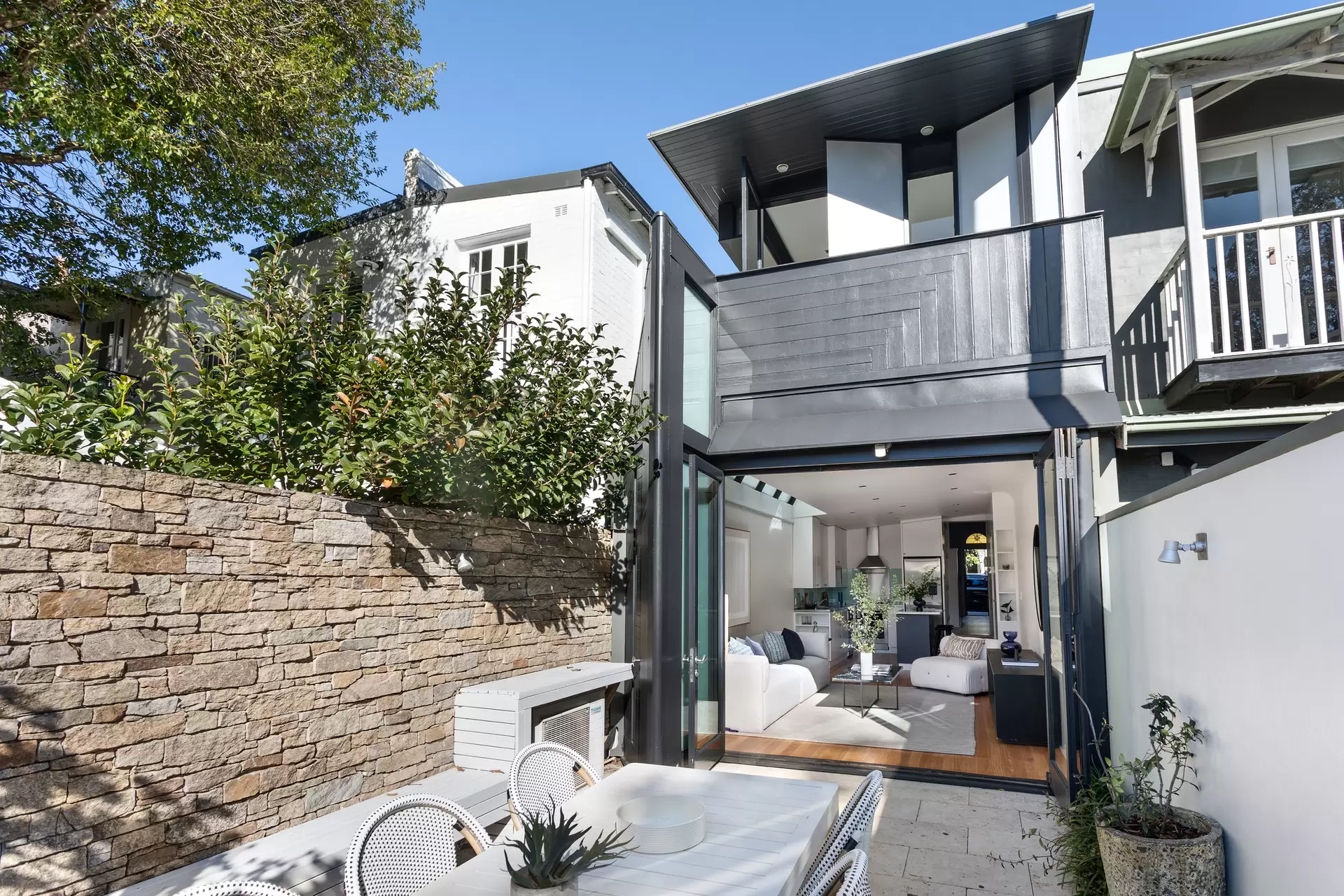 174 Hargrave Street, Paddington Sold by Sydney Sotheby's International Realty - image 1