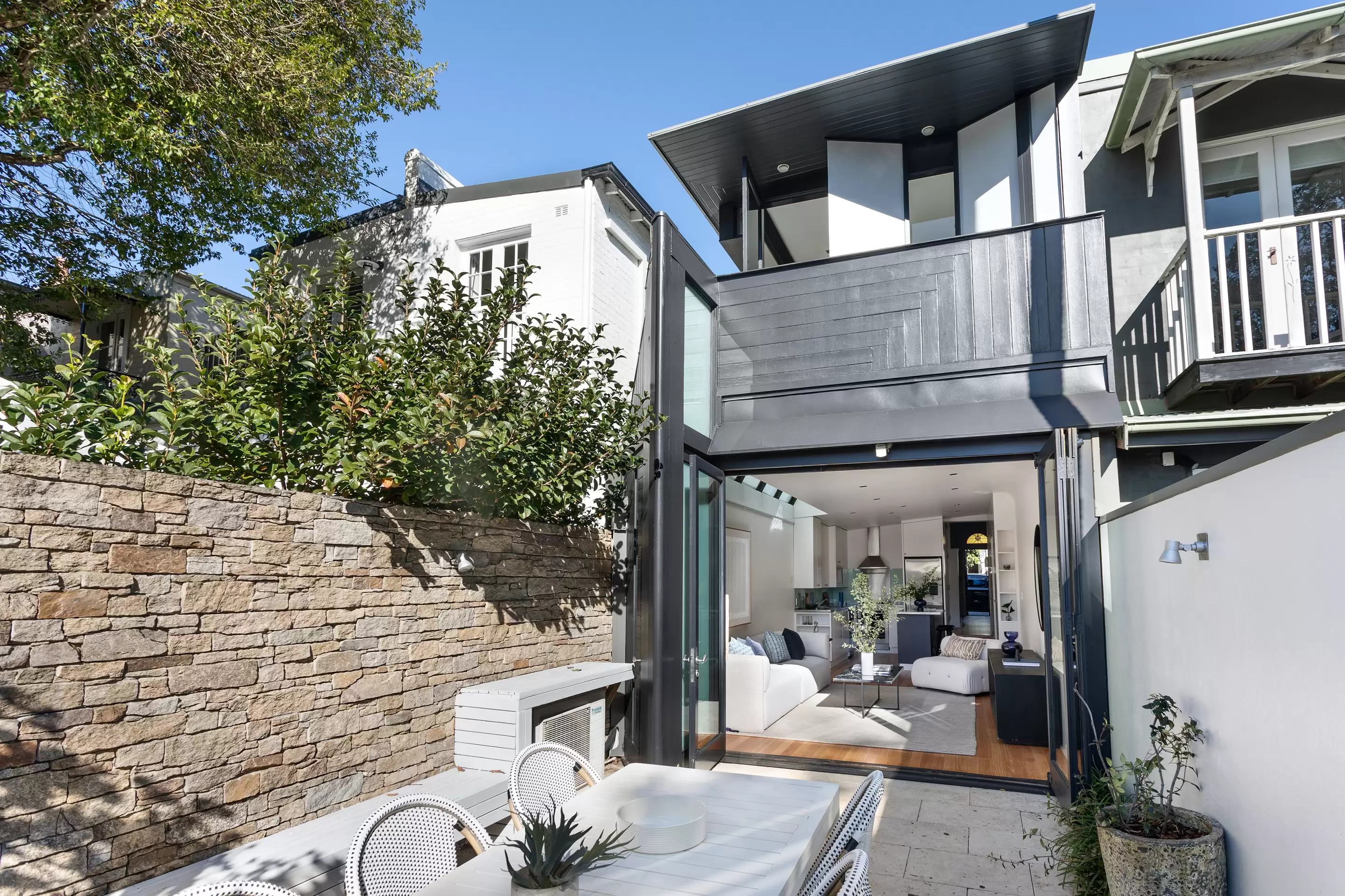 174 Hargrave Street, Paddington Sold by Sydney Sotheby's International Realty - image 4