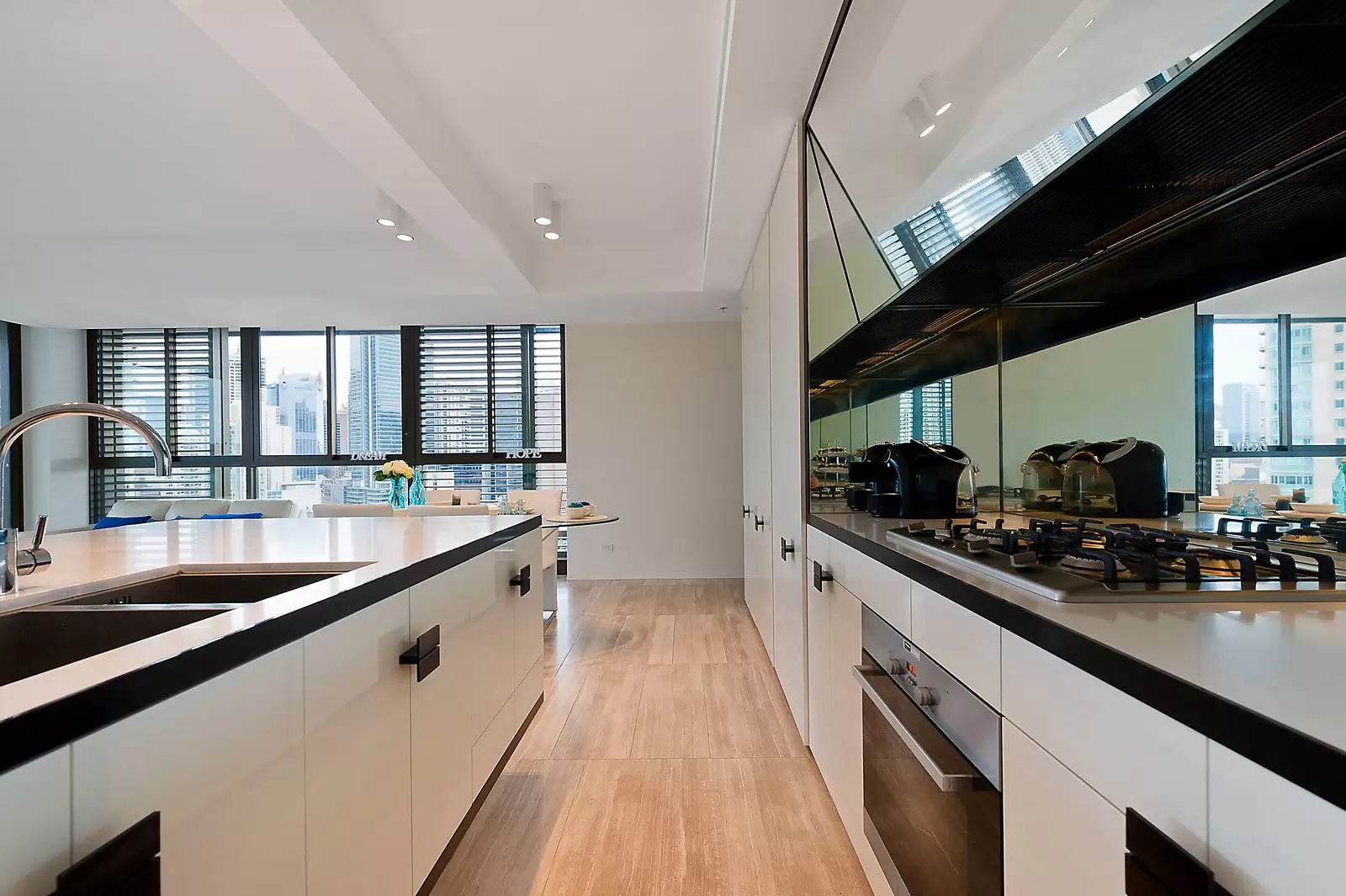 1809/178 Thomas Street, Haymarket Sold by Sydney Sotheby's International Realty - image 6