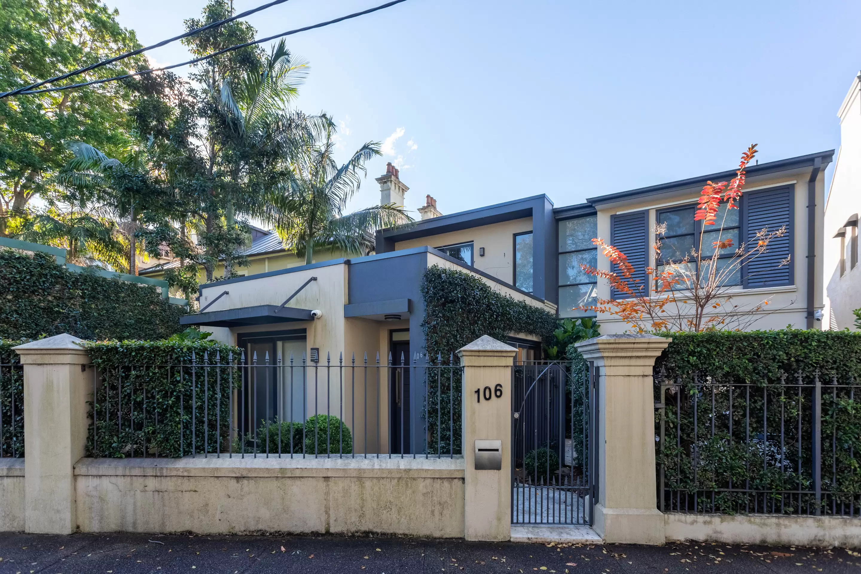 106 Glenmore Road, Paddington Sold by Sydney Sotheby's International Realty - image 1