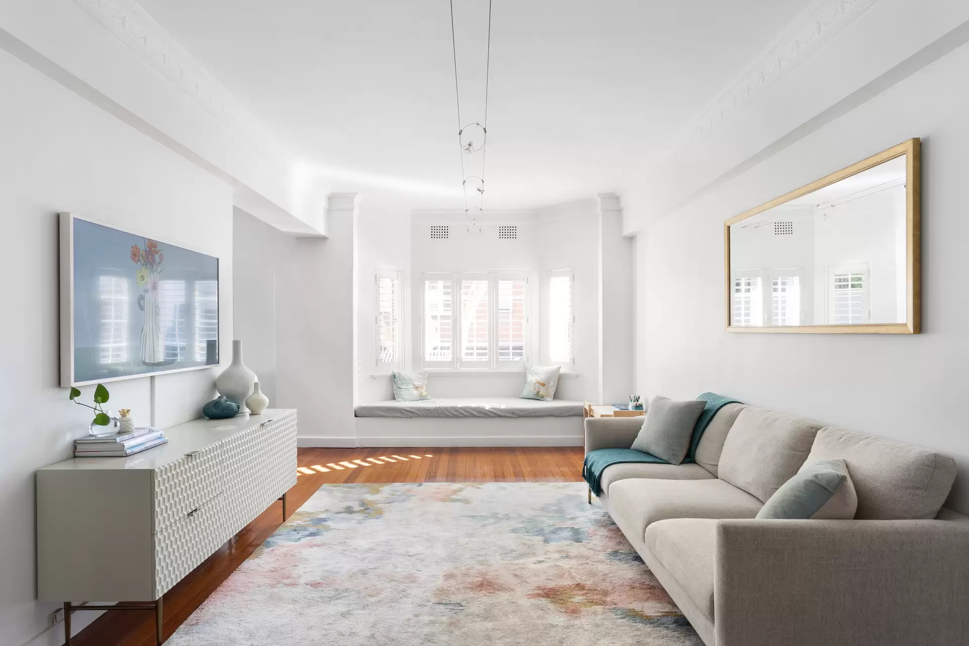 18/16 Macleay Street, Elizabeth Bay Sold by Sydney Sotheby's International Realty - image 1
