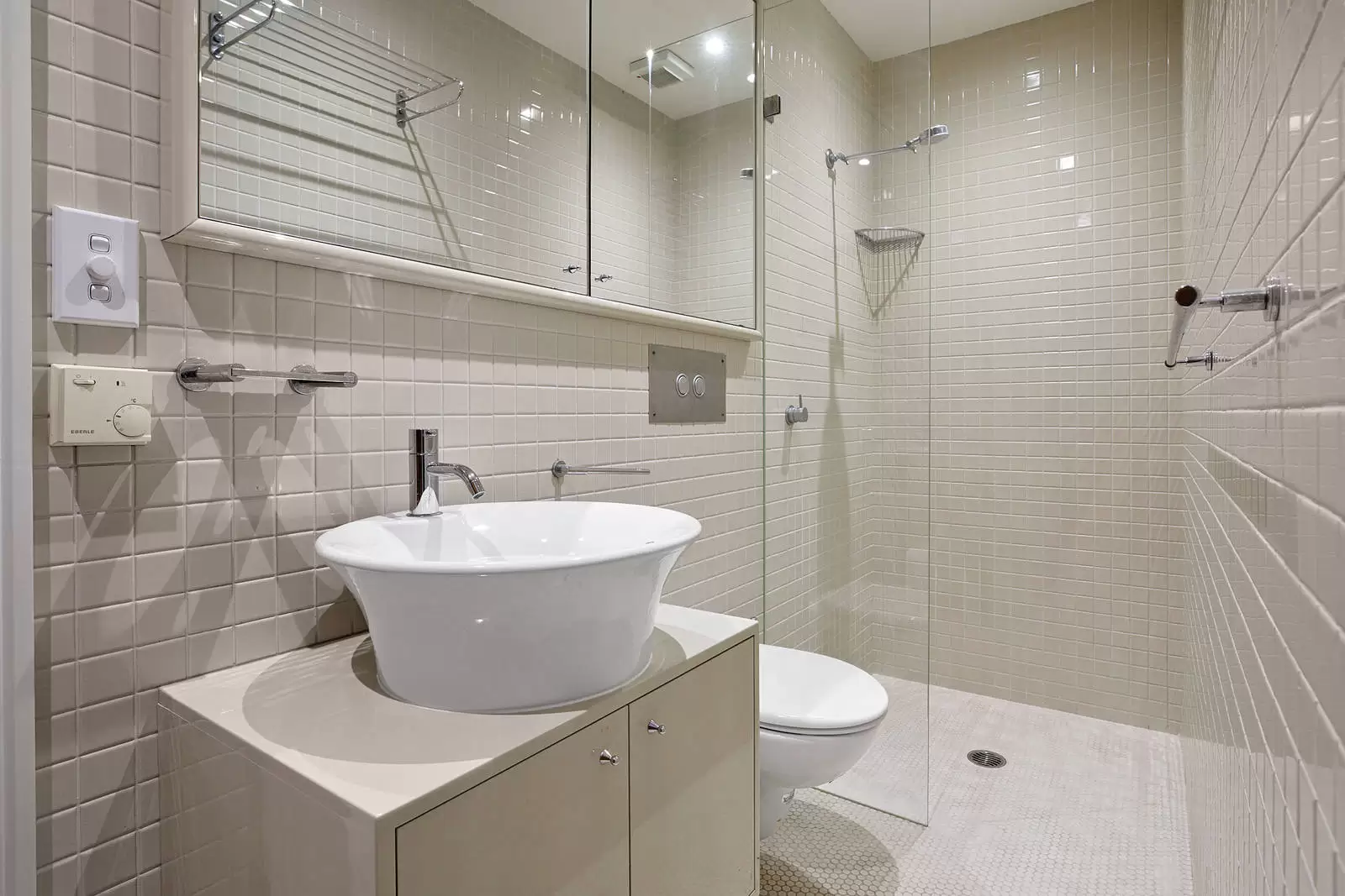 18 The Crescent, Vaucluse Leased by Sydney Sotheby's International Realty - image 17