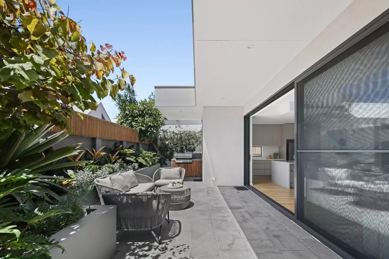 35 Clovelly Road, Randwick Sold by Sydney Sotheby's International Realty - image 4