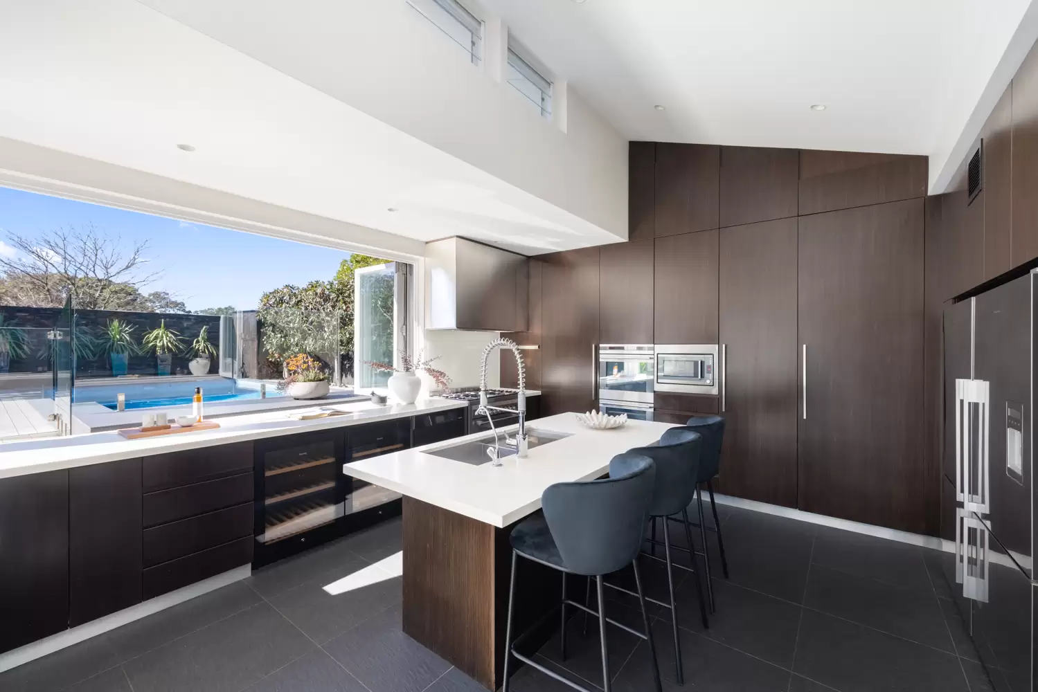 16 Milroy Avenue, Kensington Sold by Sydney Sotheby's International Realty - image 9