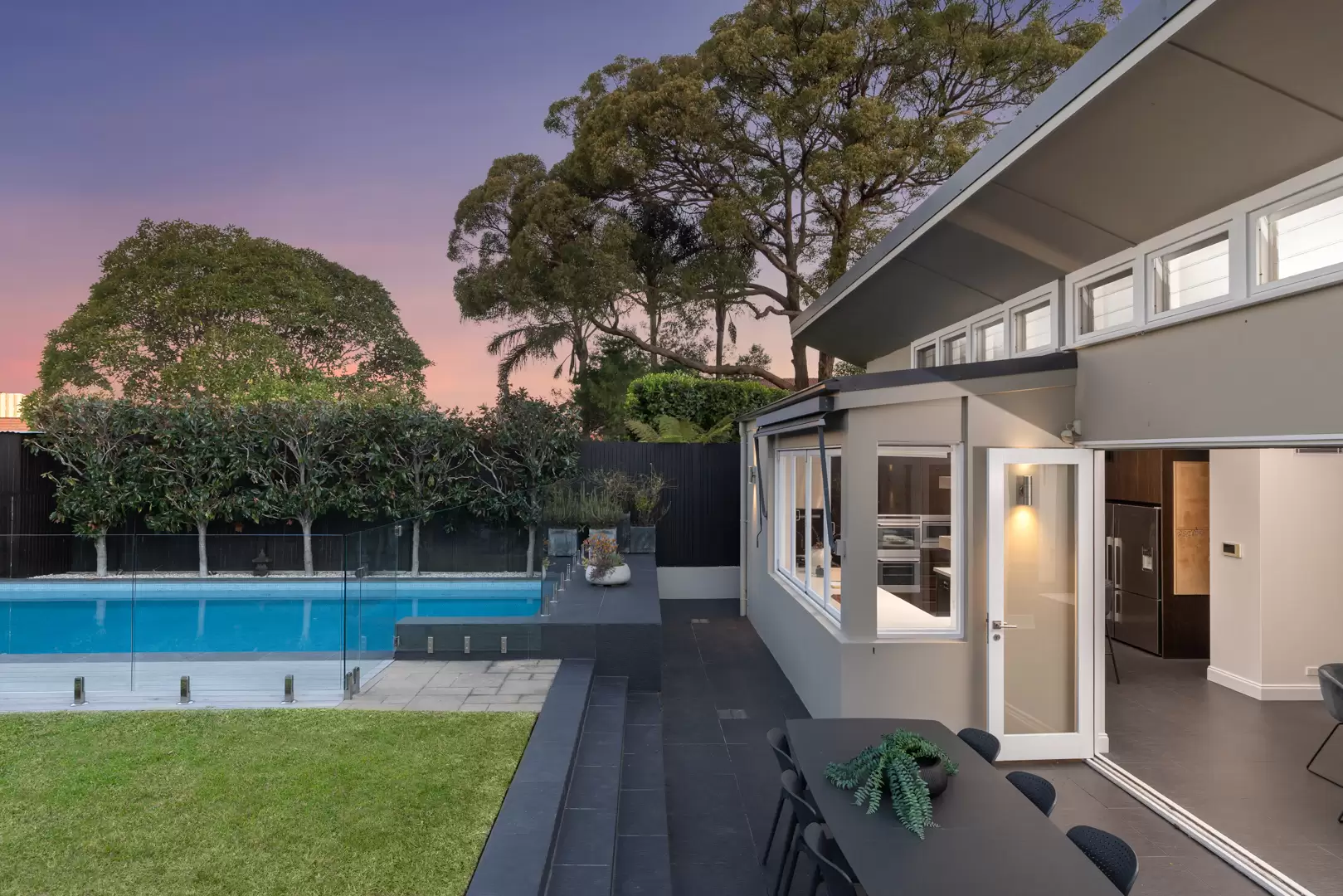 16 Milroy Avenue, Kensington Sold by Sydney Sotheby's International Realty - image 16