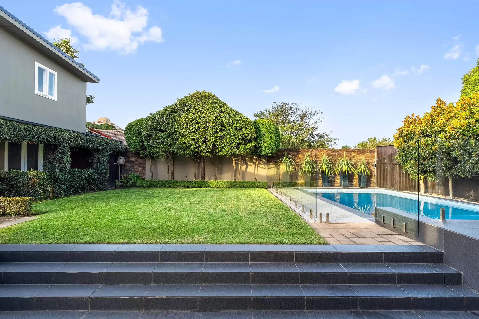 16 Milroy Avenue, Kensington Sold by Sydney Sotheby's International Realty - image 10