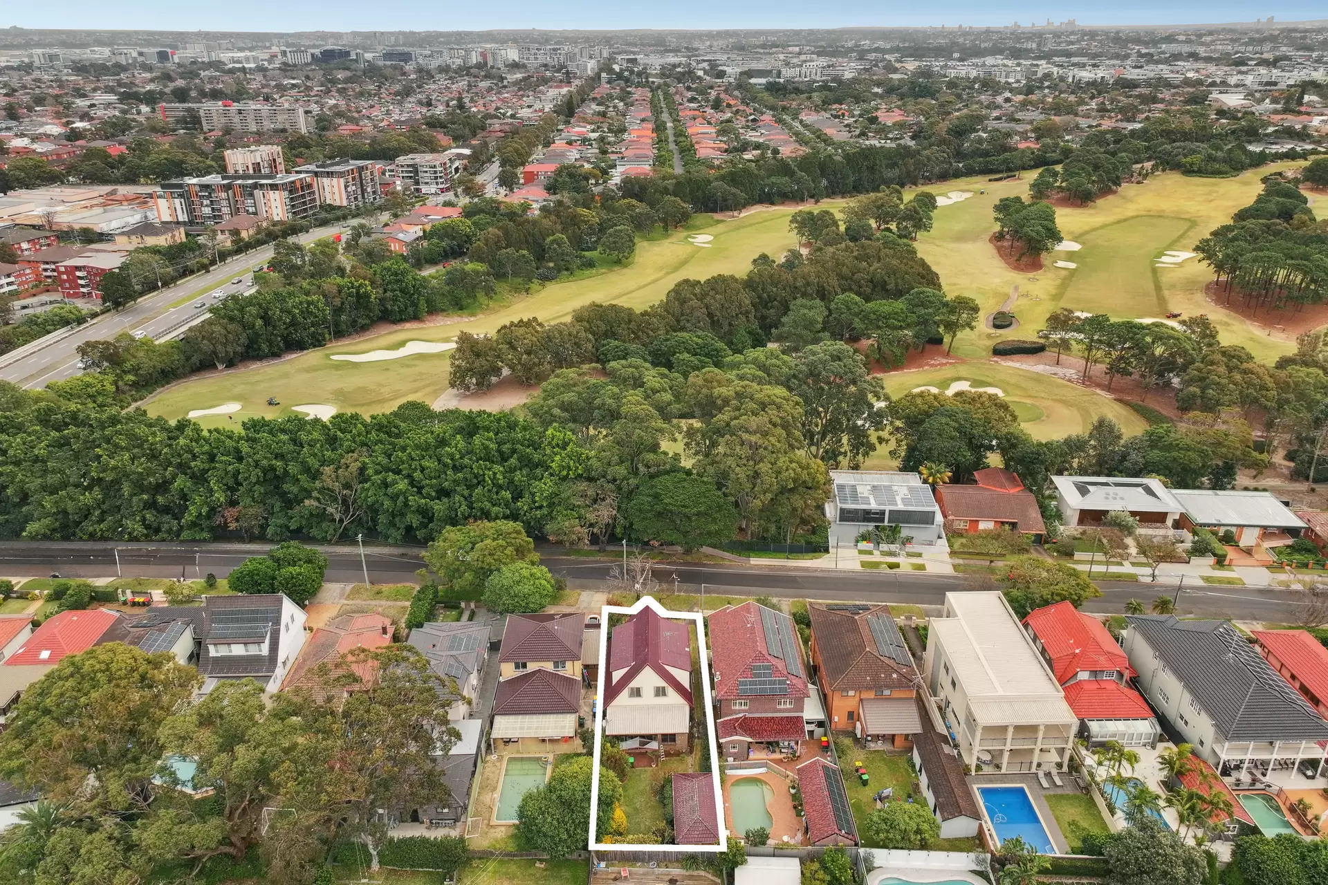 87 Tunstall Avenue, Kingsford Sold by Sydney Sotheby's International Realty - image 3