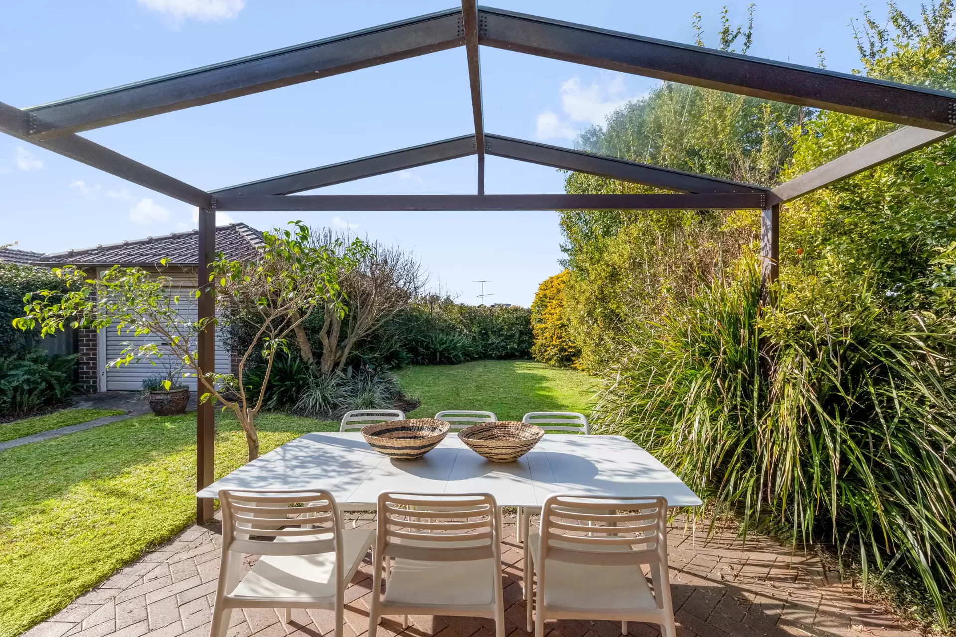 87 Tunstall Avenue, Kingsford Sold by Sydney Sotheby's International Realty - image 2