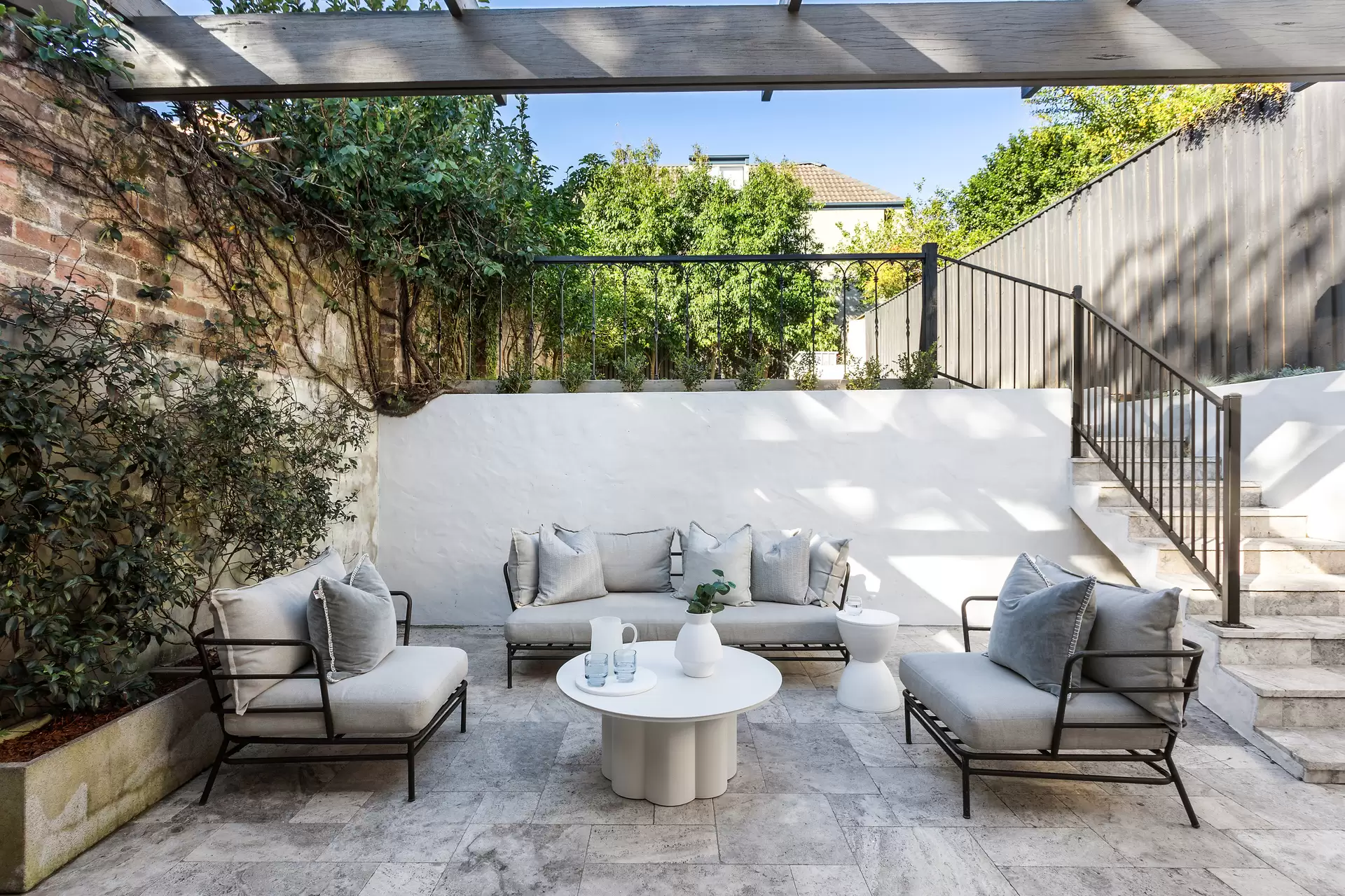 253 Avoca Street, Randwick Sold by Sydney Sotheby's International Realty - image 2