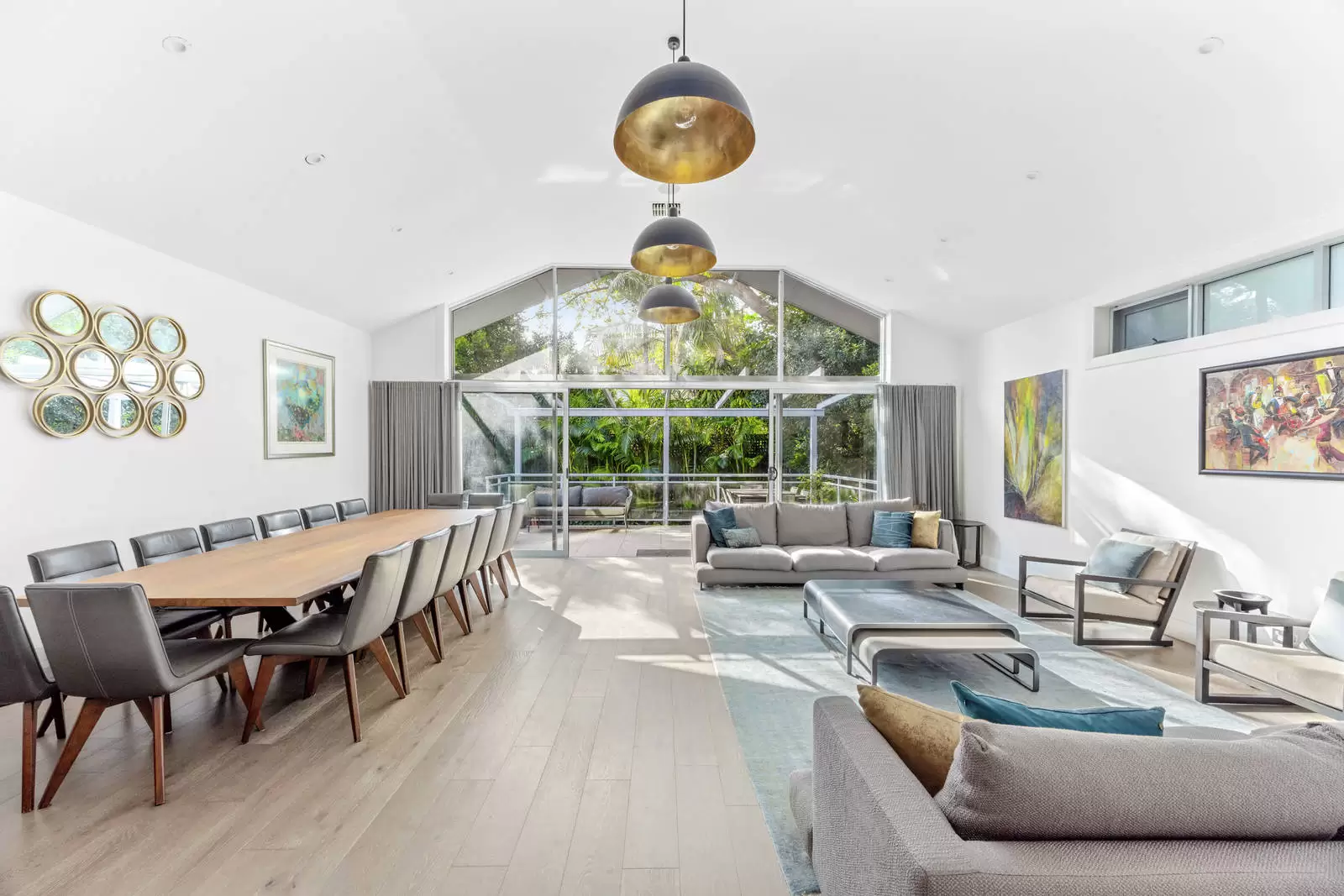6 Roe Street, North Bondi Leased by Sydney Sotheby's International Realty - image 2