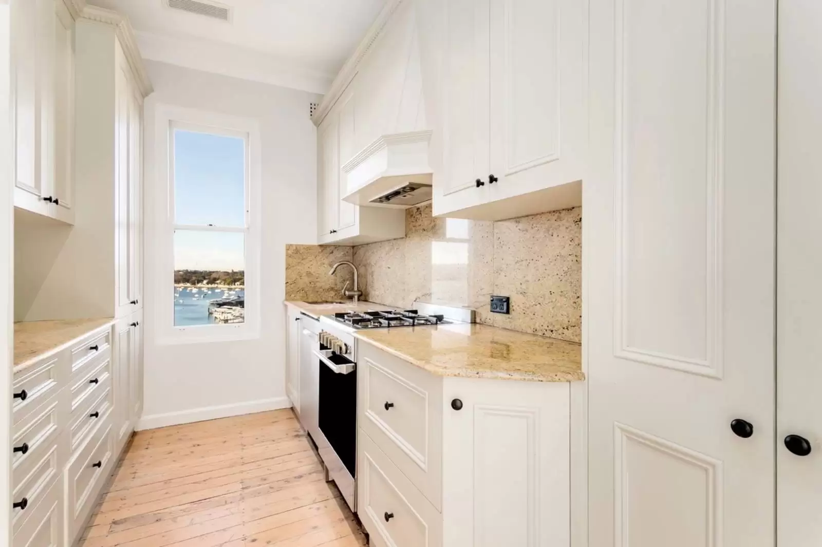 10/1 Wyuna Road, Point Piper Leased by Sydney Sotheby's International Realty - image 5