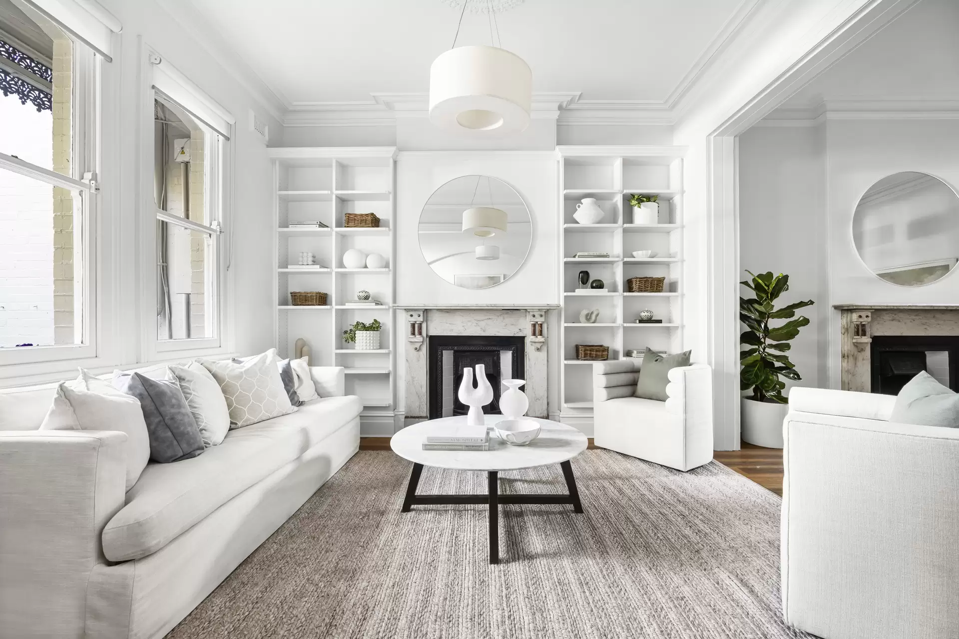 10 Mona Road, Darling Point Sold by Sydney Sotheby's International Realty - image 1