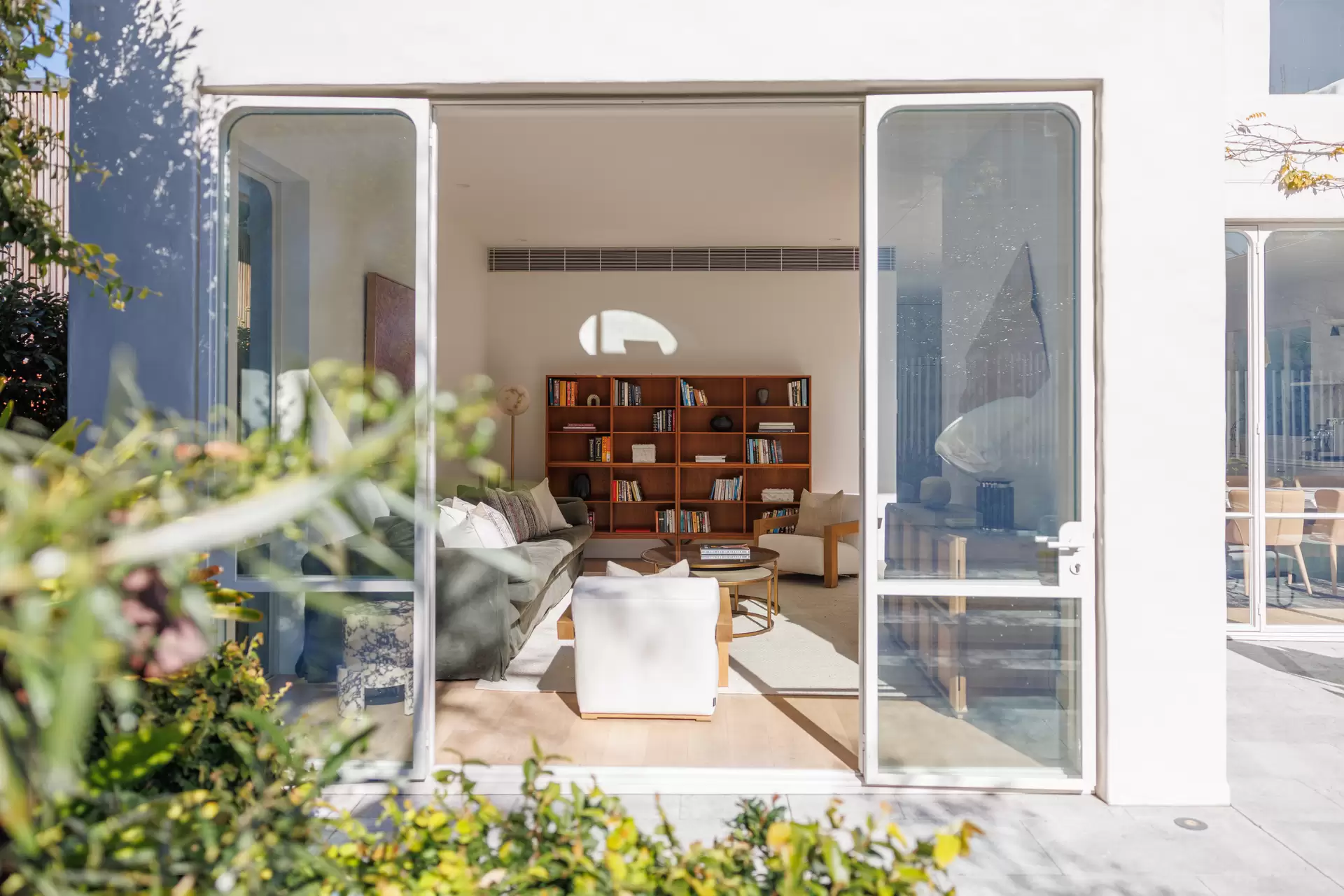 86 Queens Park Road, Queens Park Sold by Sydney Sotheby's International Realty - image 1