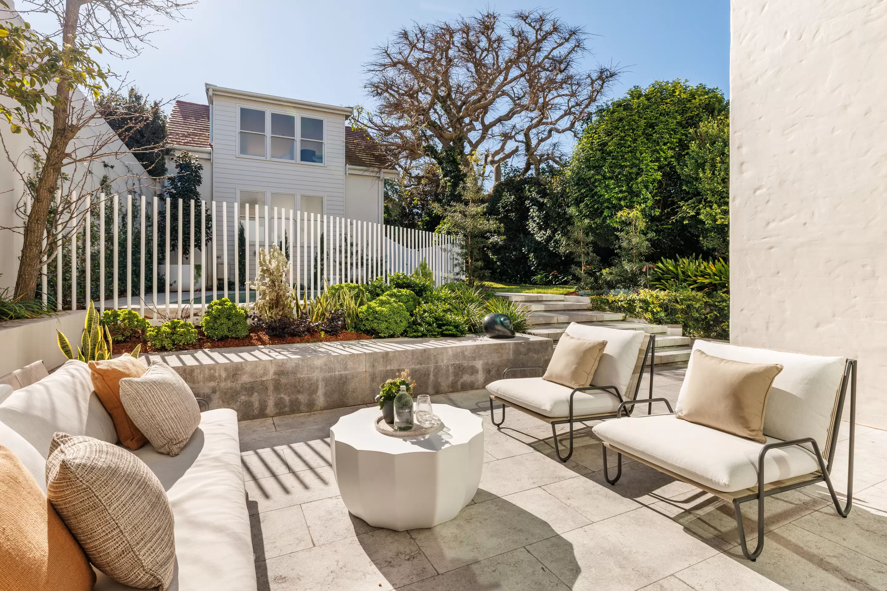 86 Queens Park Road, Queens Park Sold by Sydney Sotheby's International Realty - image 2