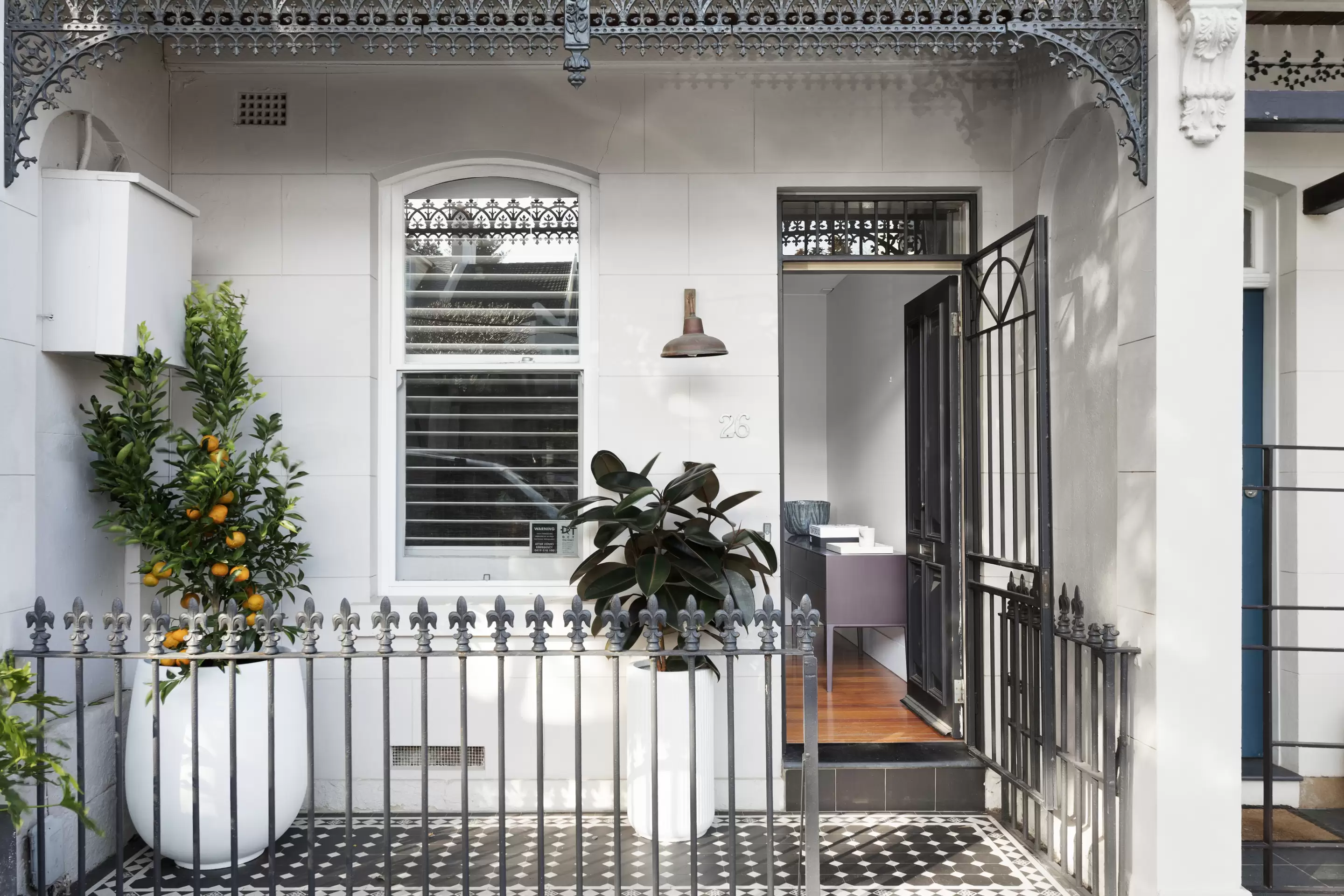 26 Alexander Street, Paddington Sold by Sydney Sotheby's International Realty - image 2