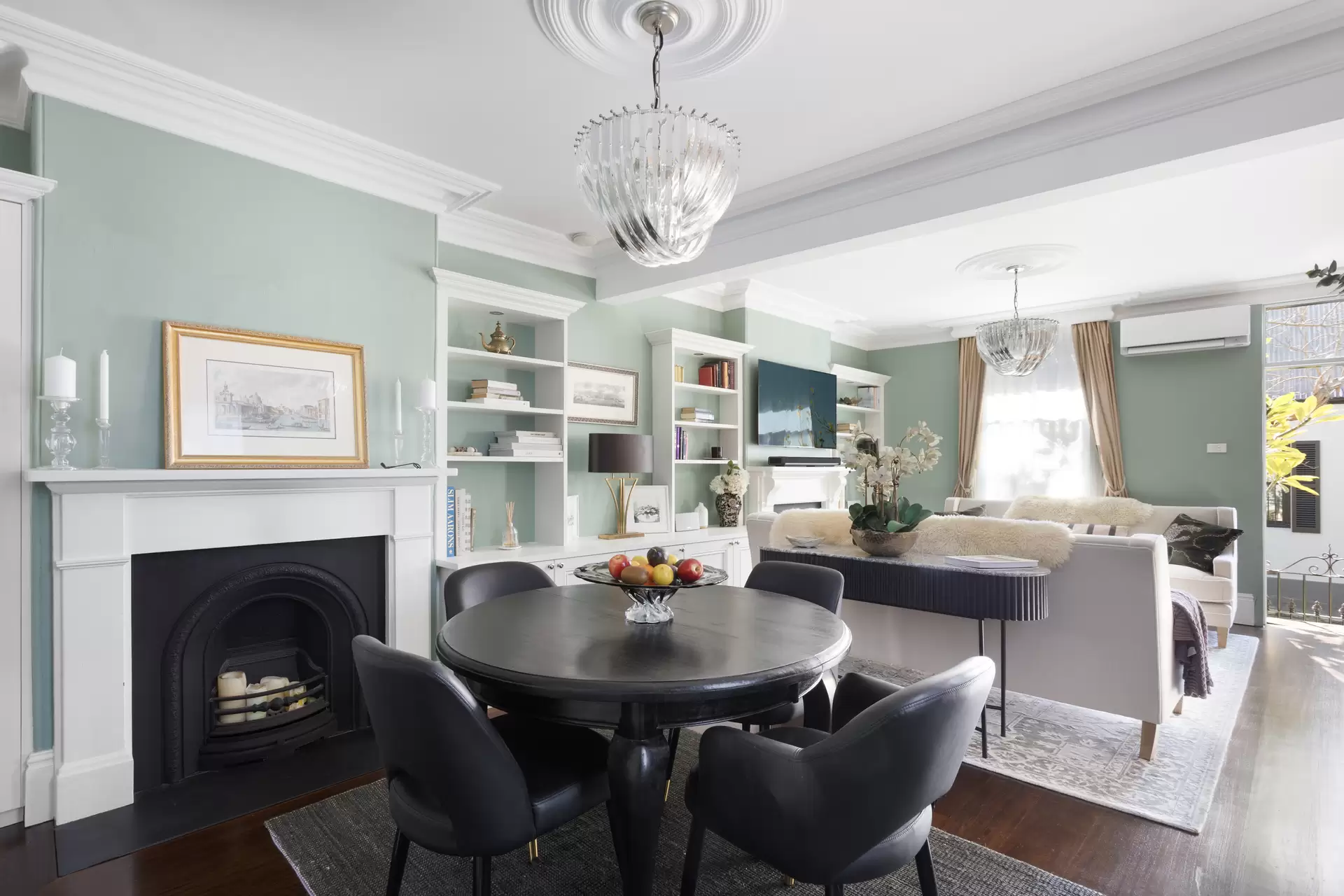 1 Albert Square, Paddington Sold by Sydney Sotheby's International Realty - image 1