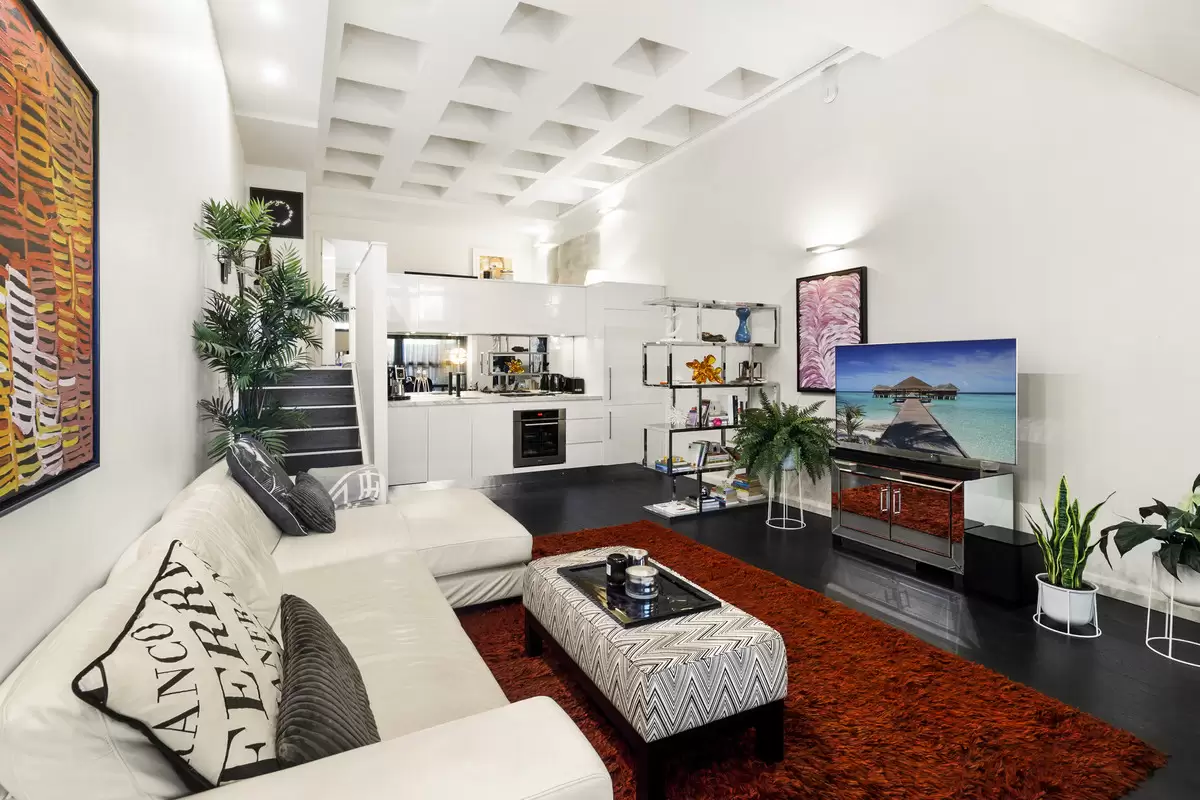 111/357 Glenmore Road, Paddington Sold by Sydney Sotheby's International Realty - image 3