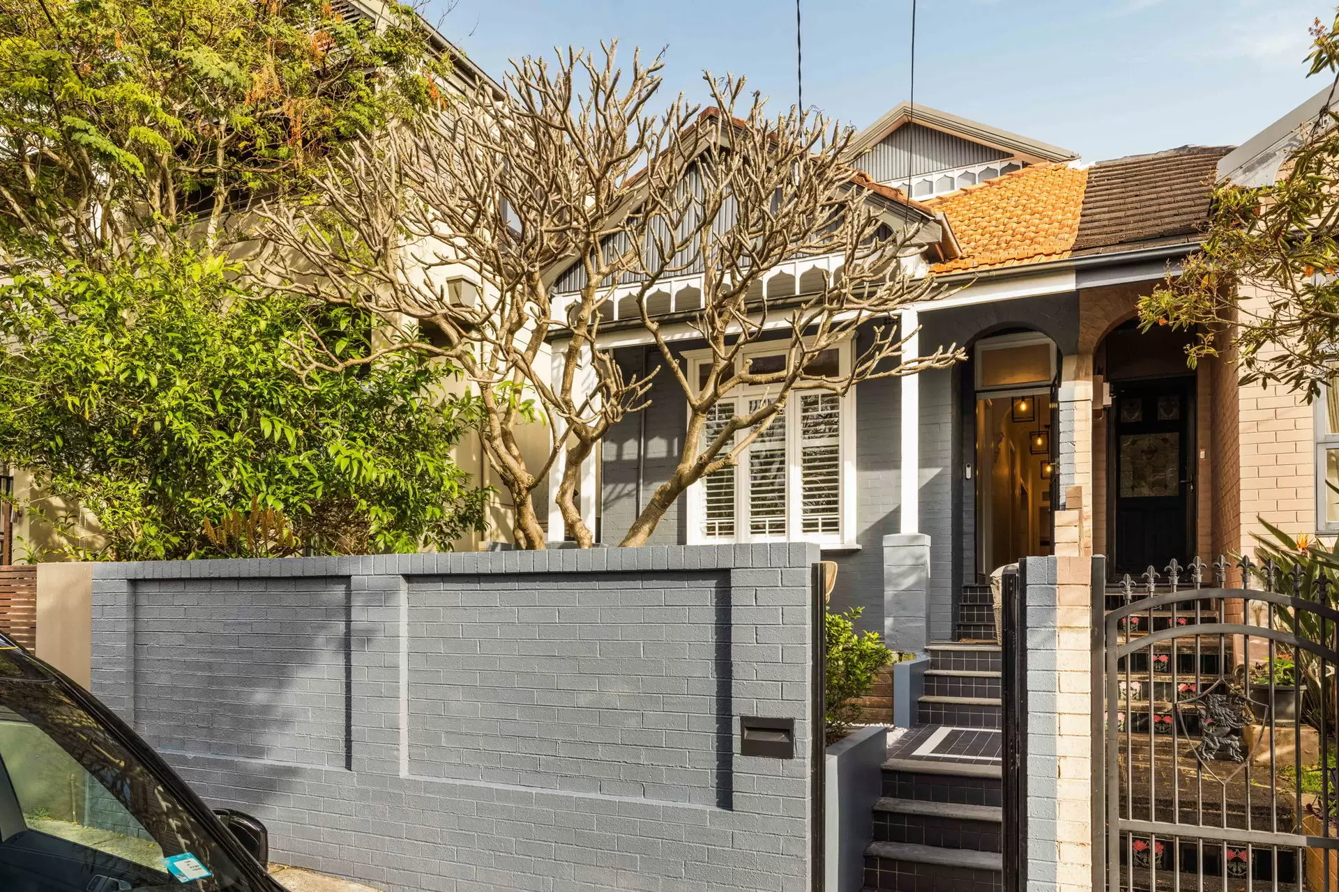131 Henrietta Street, Waverley Sold by Sydney Sotheby's International Realty - image 1