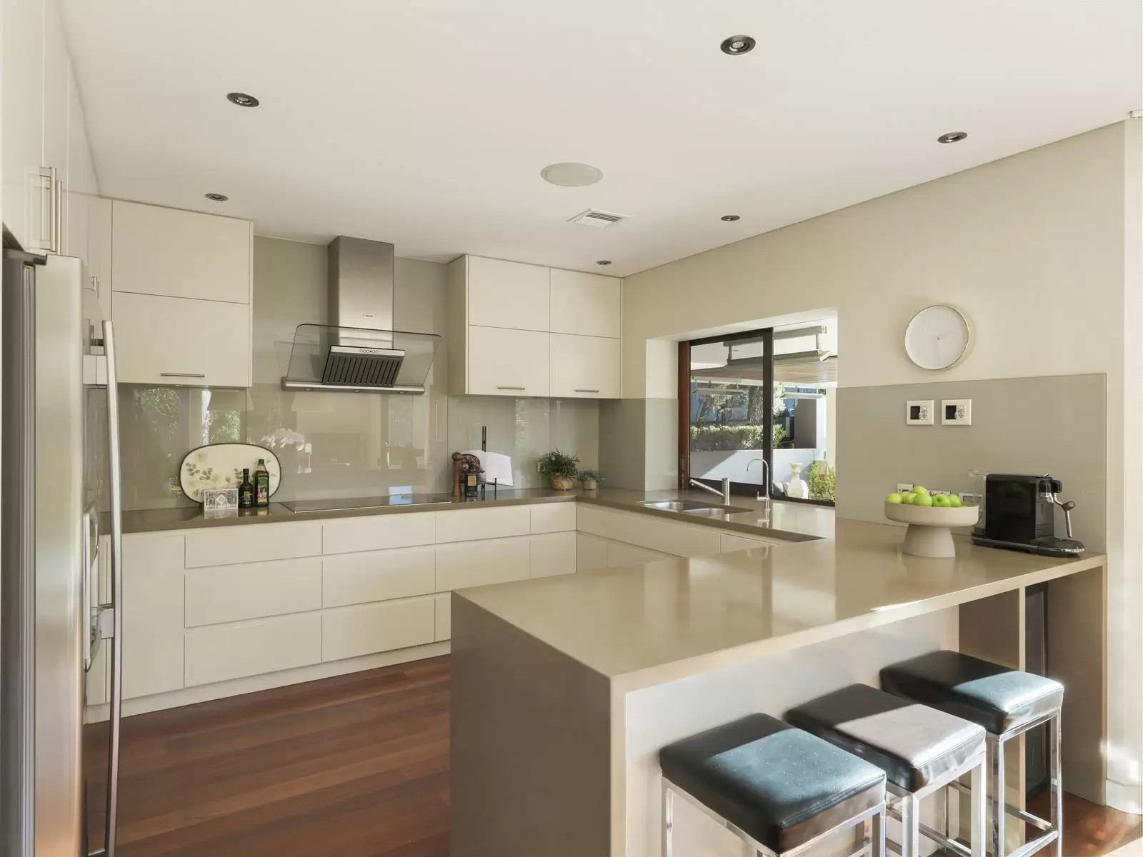 54 Pymble Avenue, Pymble Sold by Sydney Sotheby's International Realty - image 9