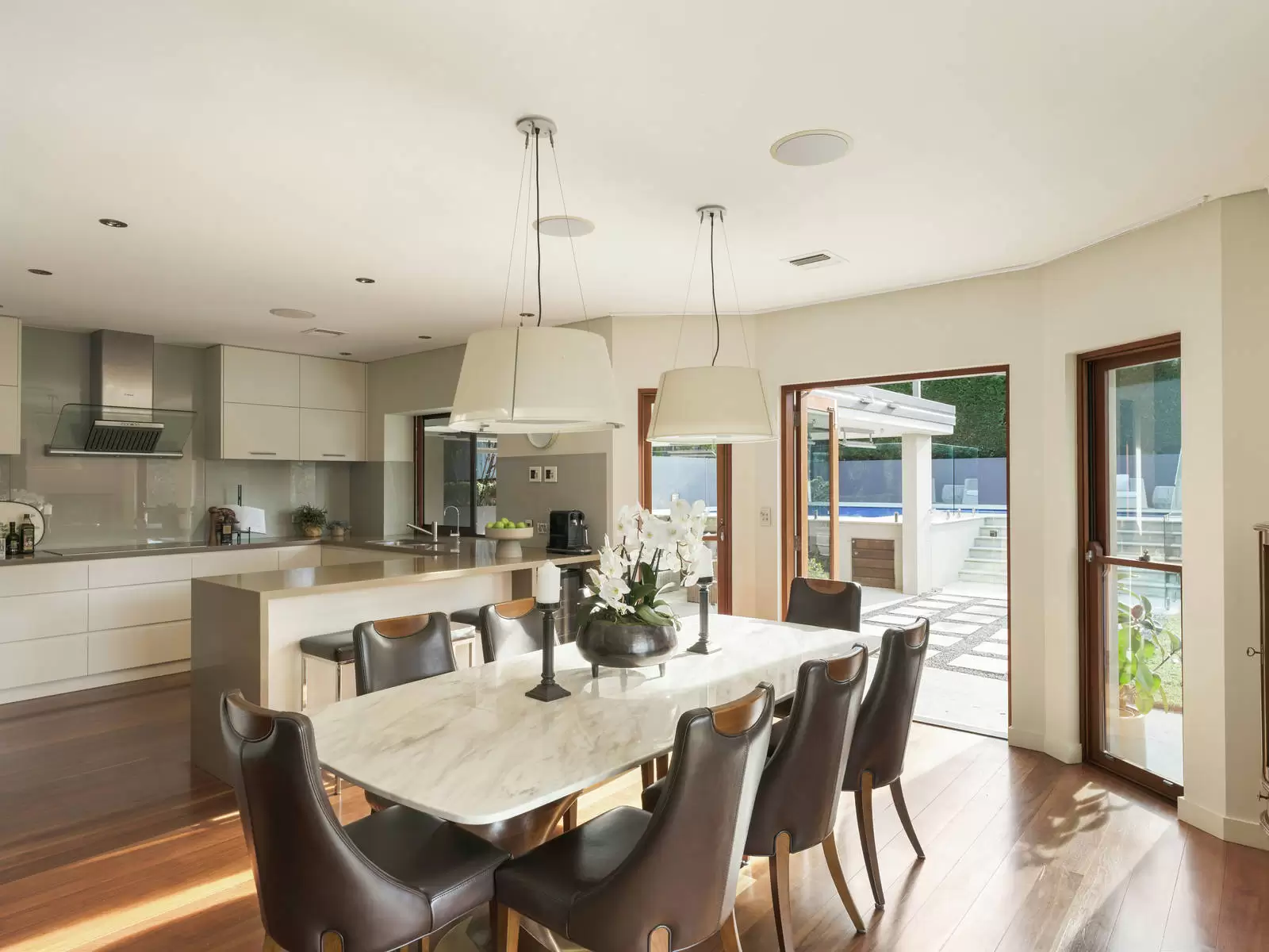 54 Pymble Avenue, Pymble Sold by Sydney Sotheby's International Realty - image 8