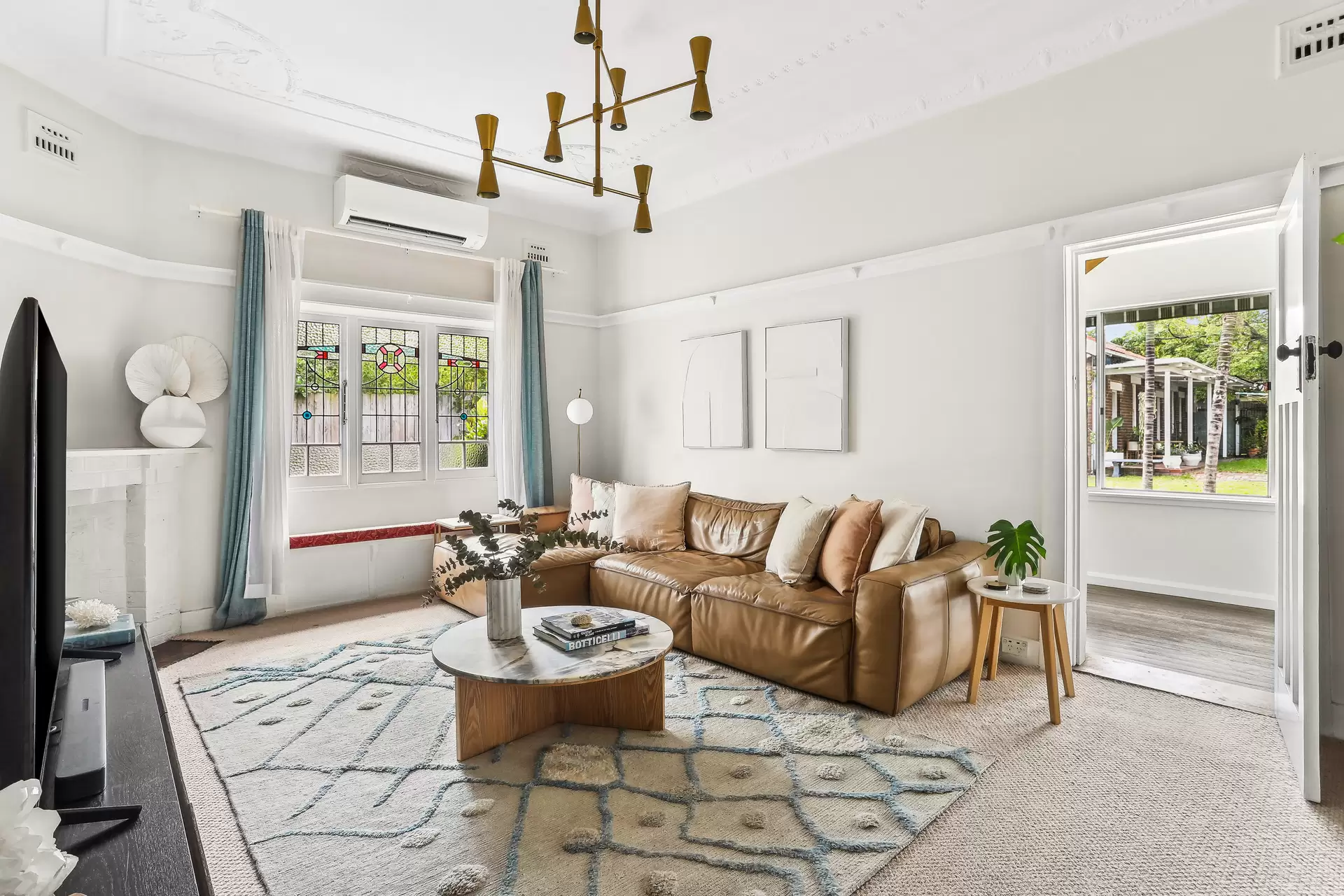 5 Ingram Street, Kensington Sold by Sydney Sotheby's International Realty - image 1