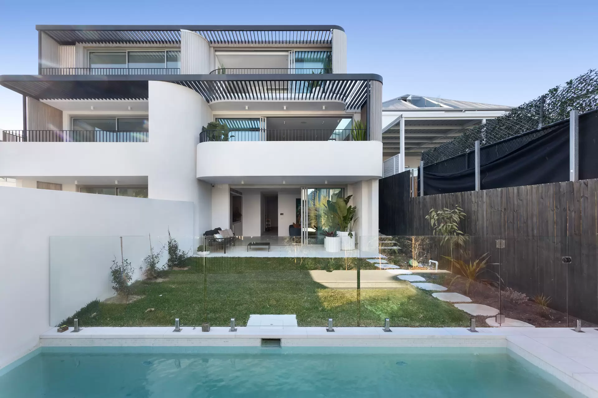 19B Napier Street, Dover Heights Sold by Sydney Sotheby's International Realty - image 1