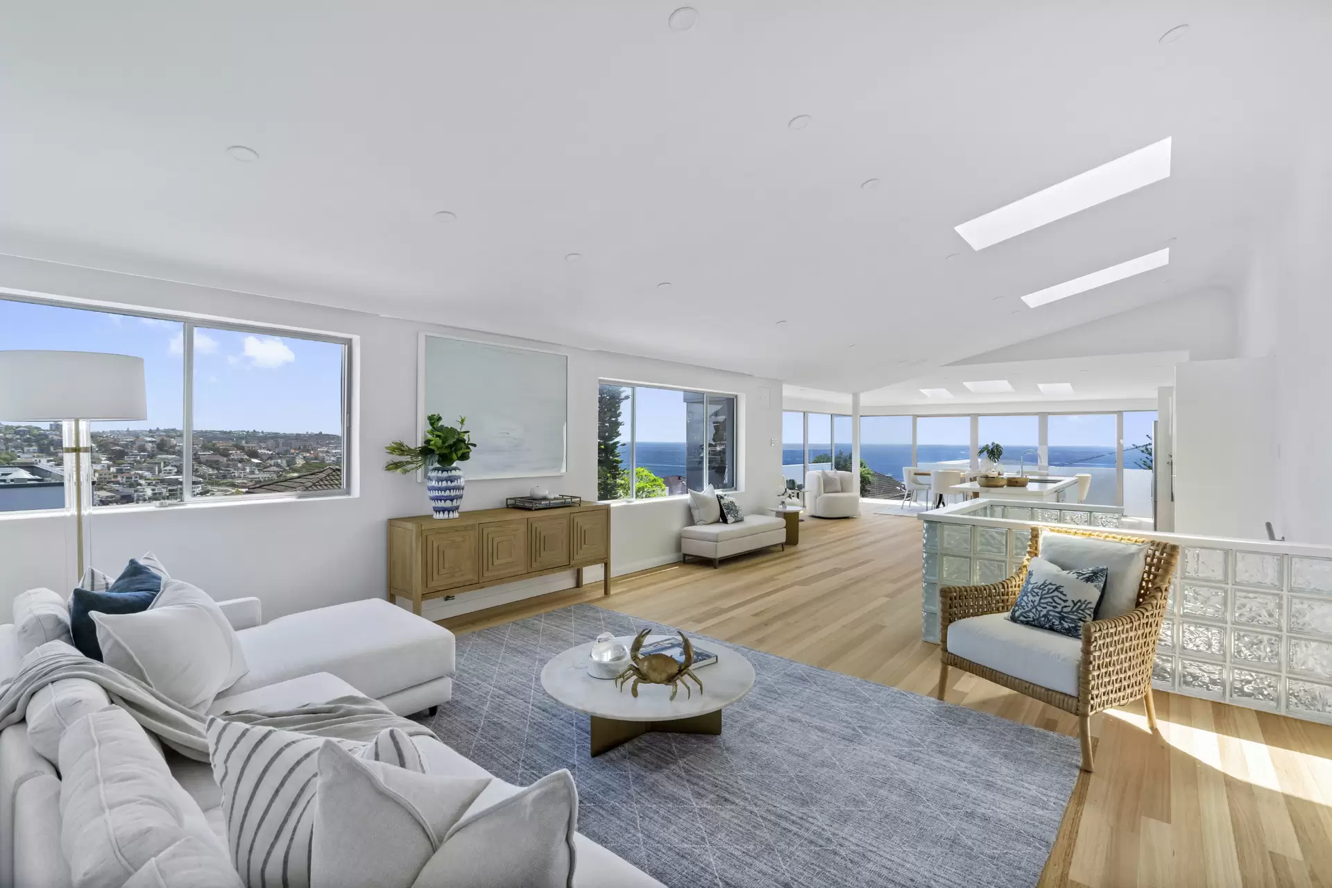 2/17 Tipper Avenue, Bronte