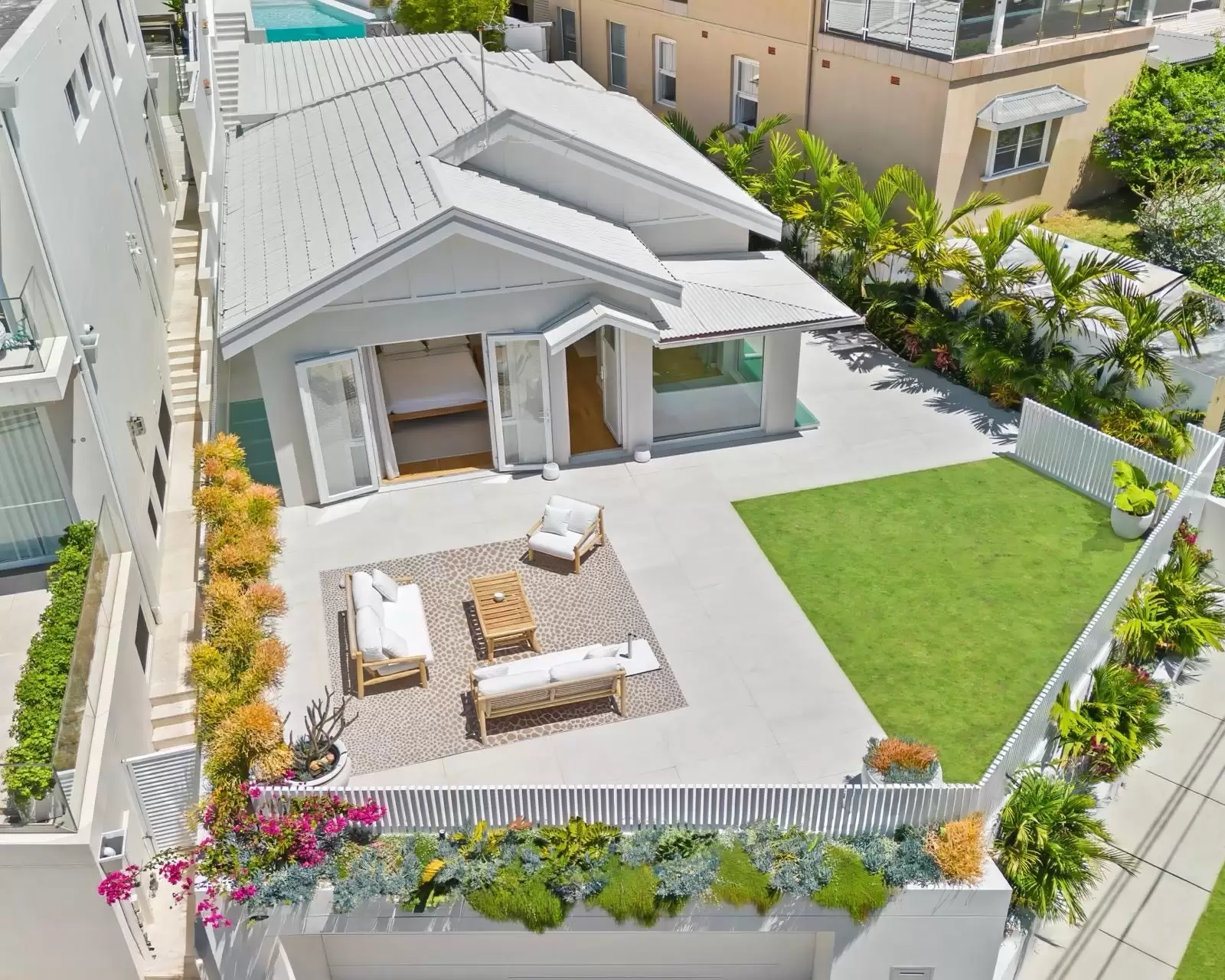 27 Varna Street, Clovelly Sold by Sydney Sotheby's International Realty - image 1