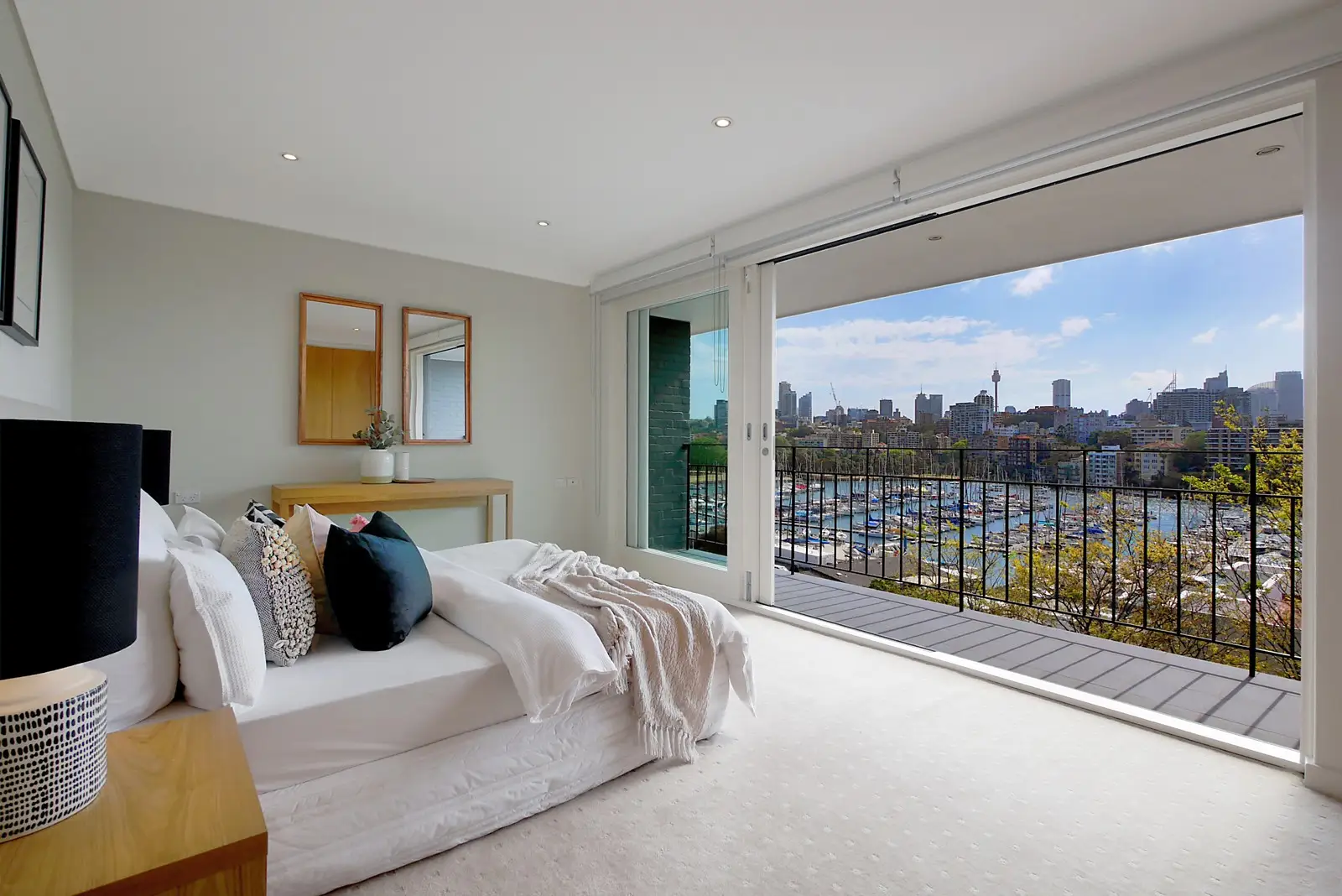 1/4-6 Annandale Street, Darling Point Sold by Sydney Sotheby's International Realty - image 1