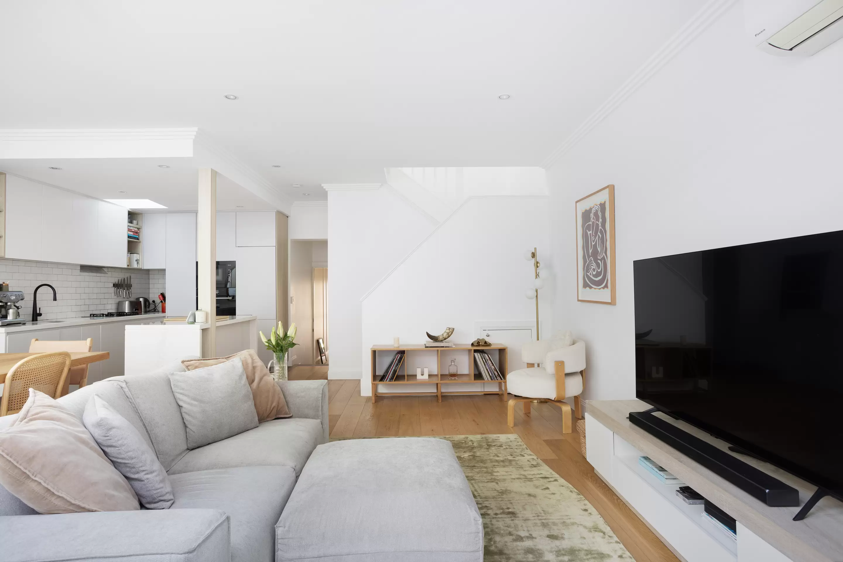24 Woods Lane, Darlinghurst Sold by Sydney Sotheby's International Realty - image 5