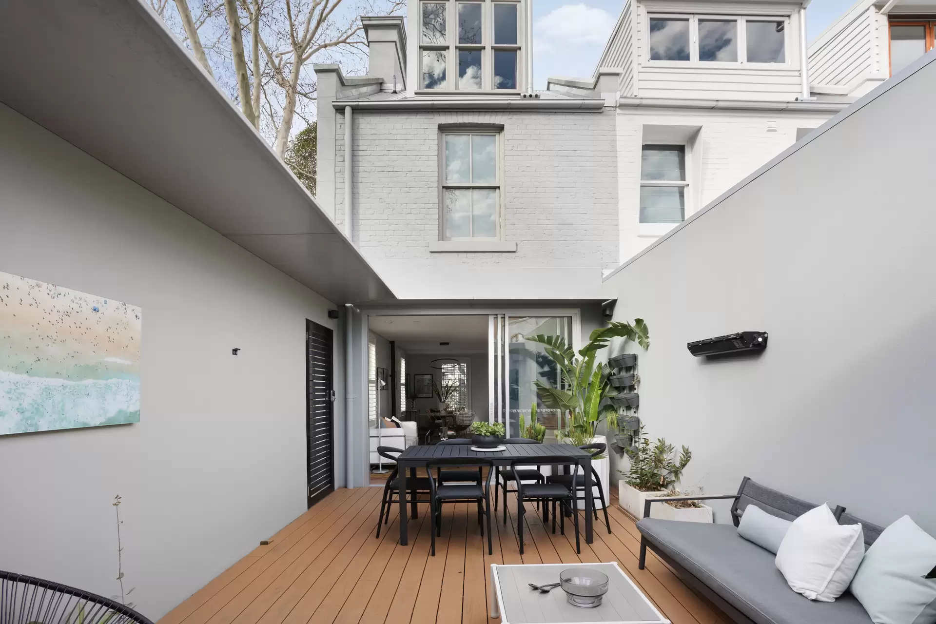 459 Crown Street, Surry Hills Sold by Sydney Sotheby's International Realty - image 1
