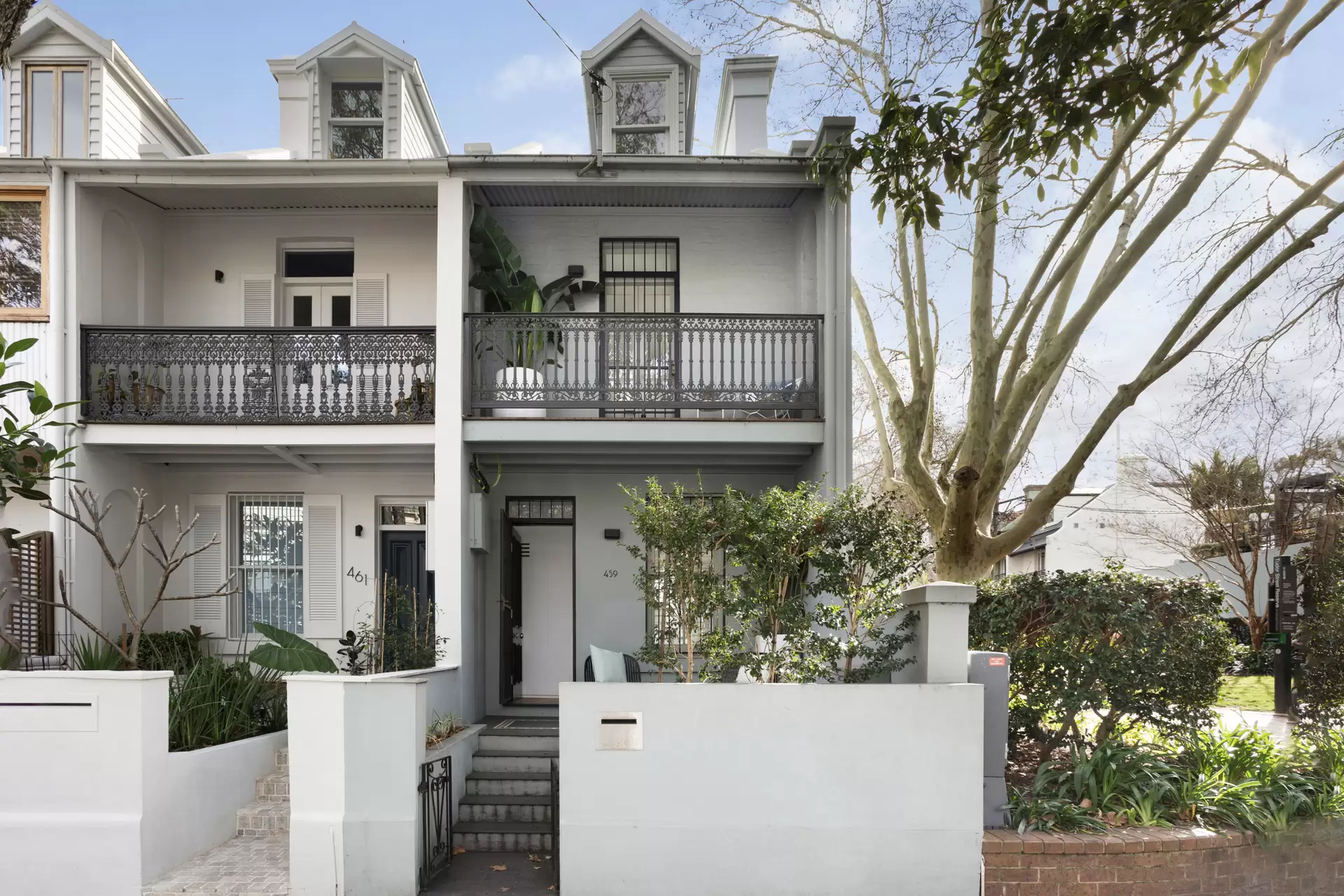 459 Crown Street, Surry Hills Sold by Sydney Sotheby's International Realty - image 1