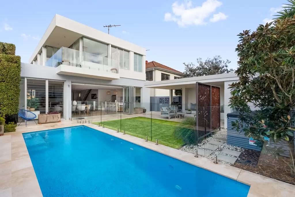 4 Edgecliffe Avenue, South Coogee Sold by Sydney Sotheby's International Realty